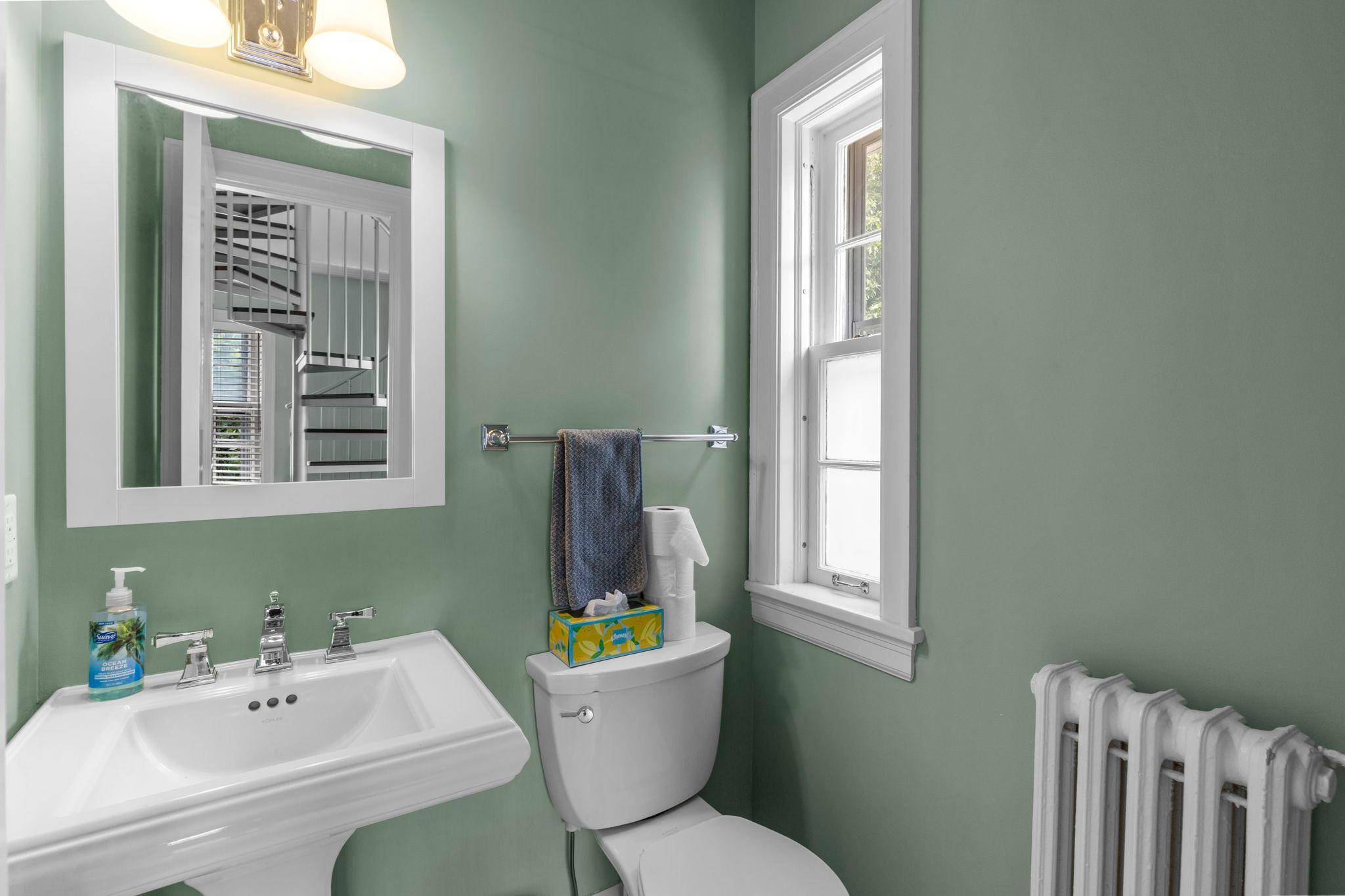 main property photo 40