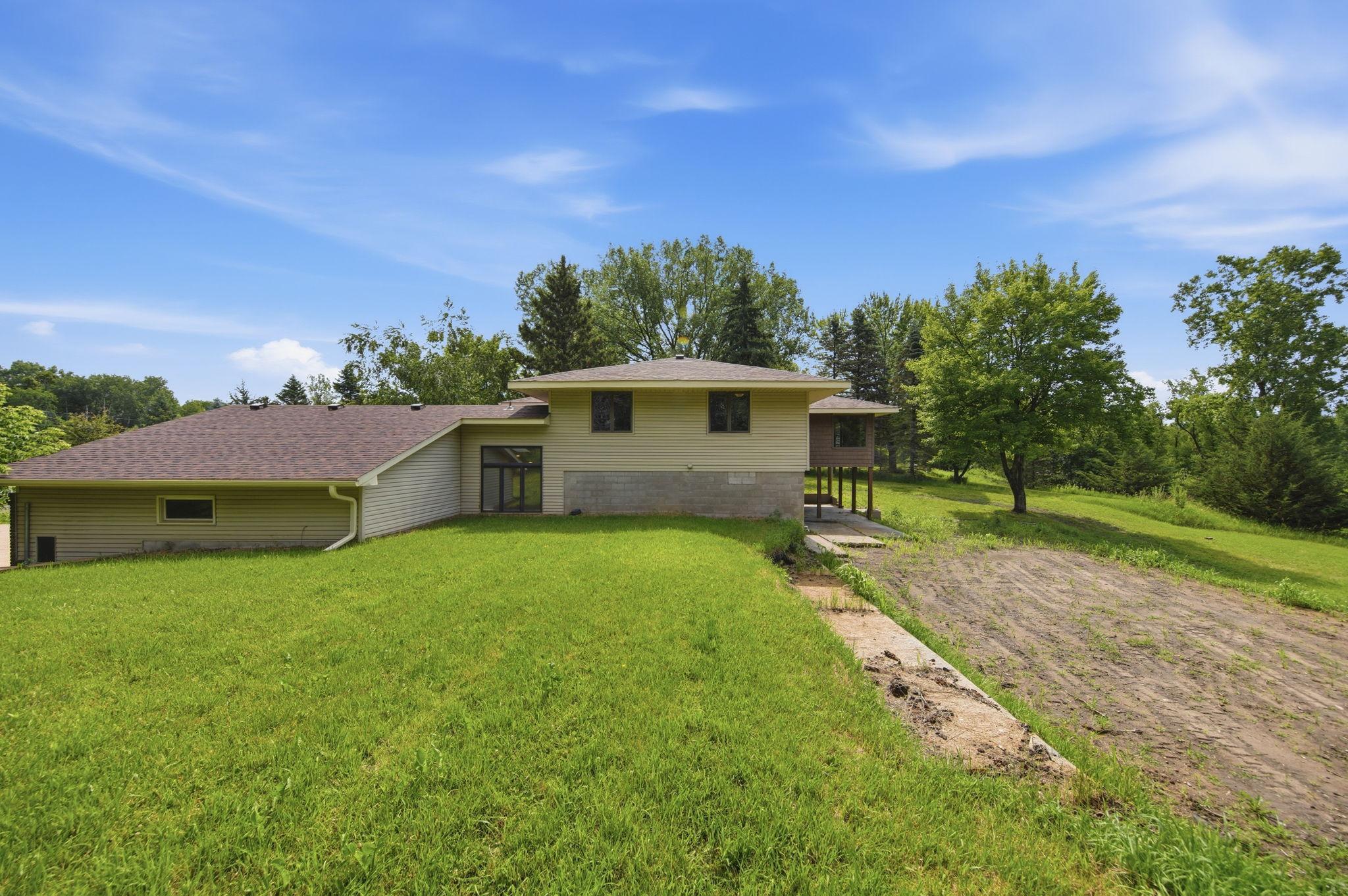 main property photo 79