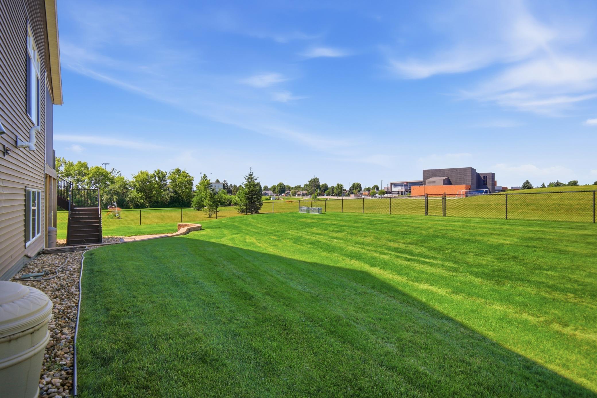 main property photo 76