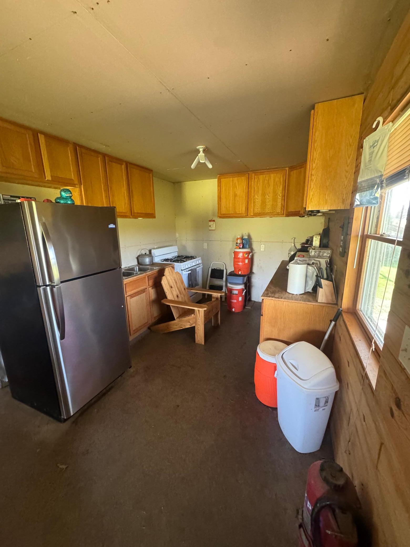 main property photo 31