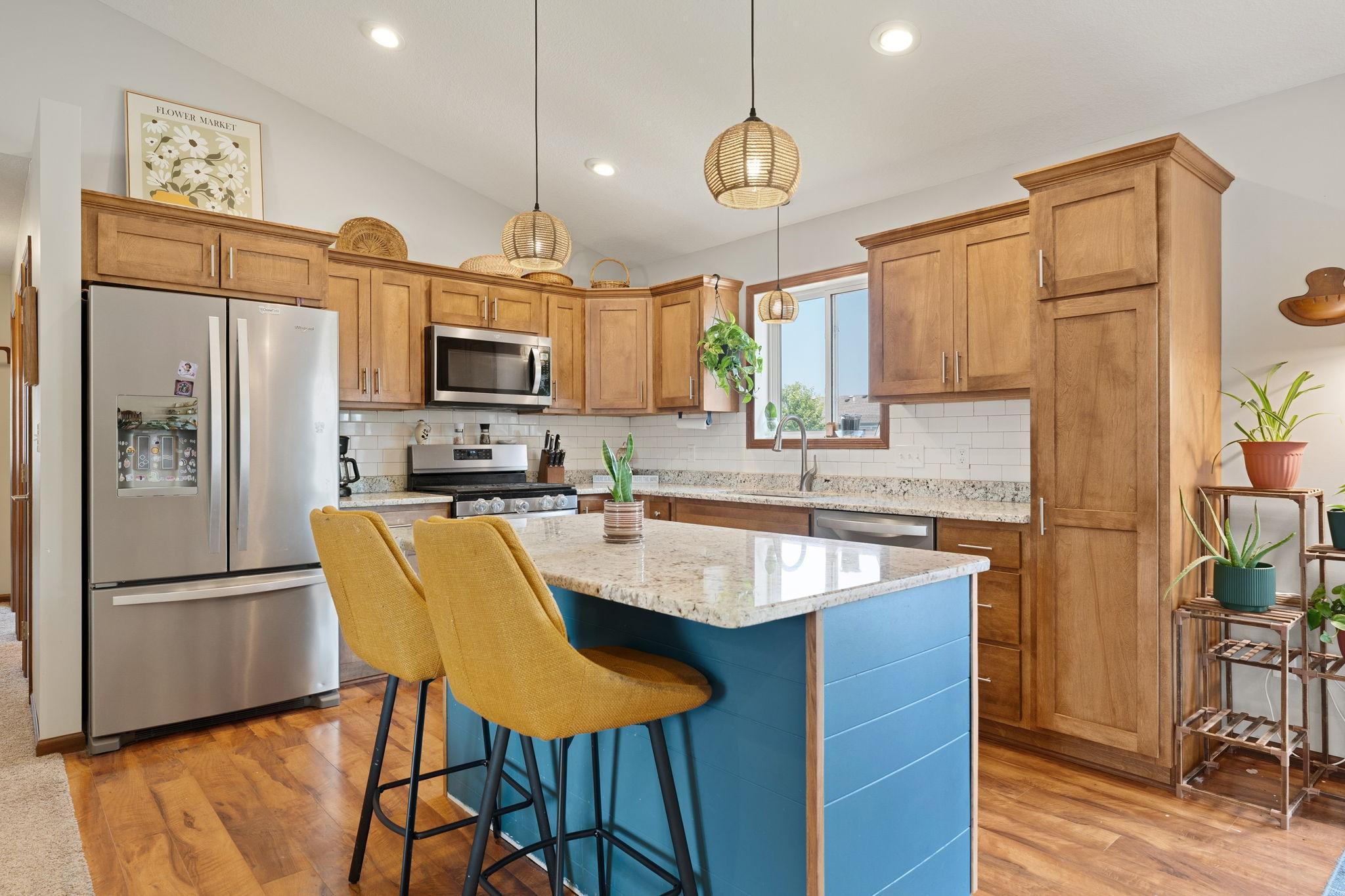 main property photo 16