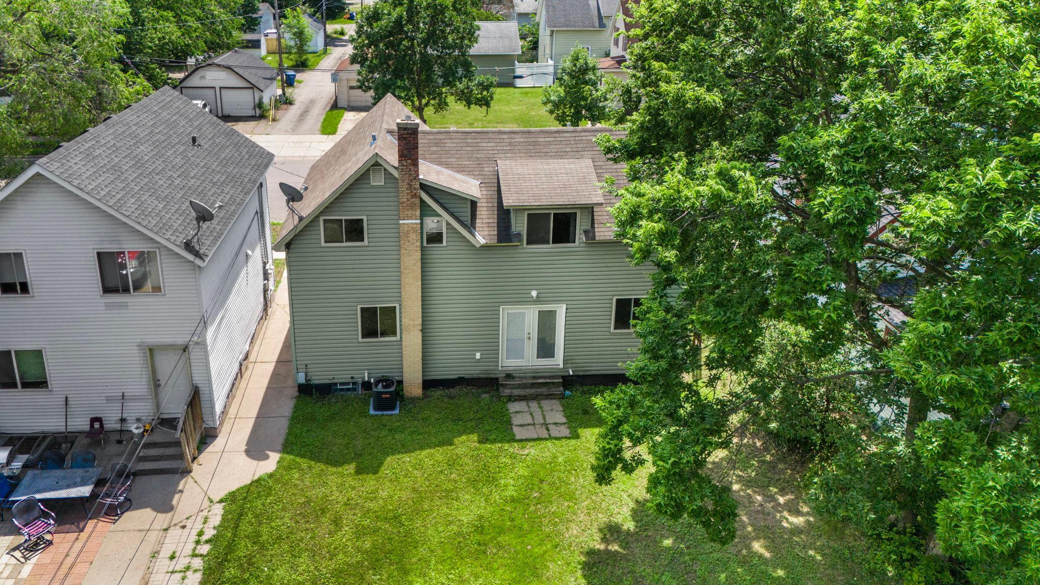 main property photo 27