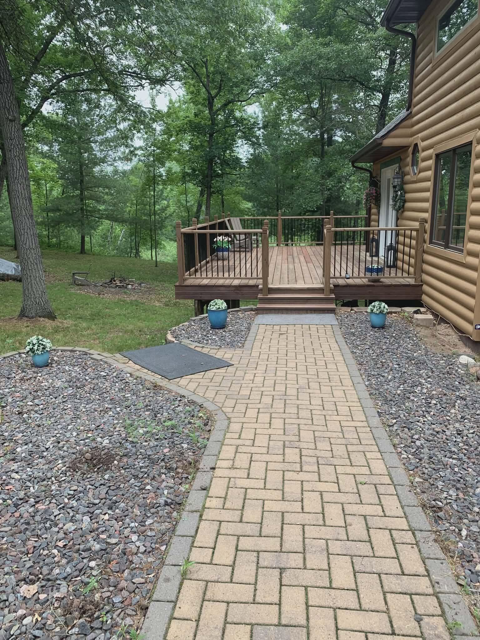 main property photo 123