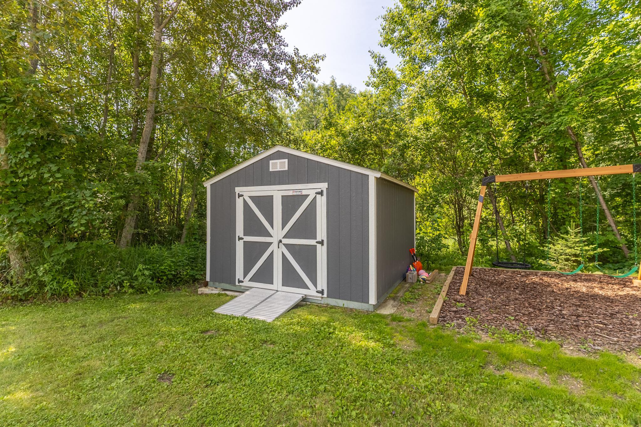 main property photo 76