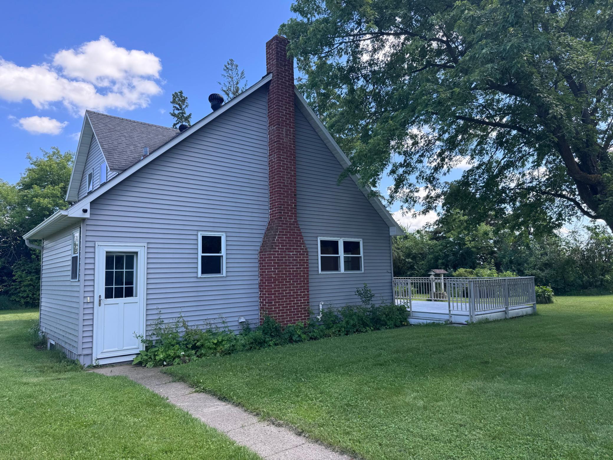 main property photo 5