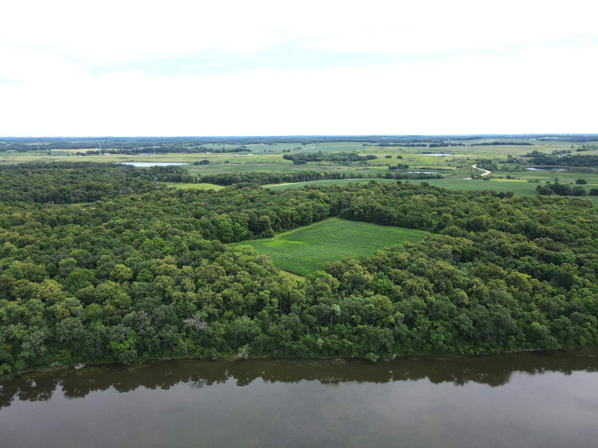 main property photo 16