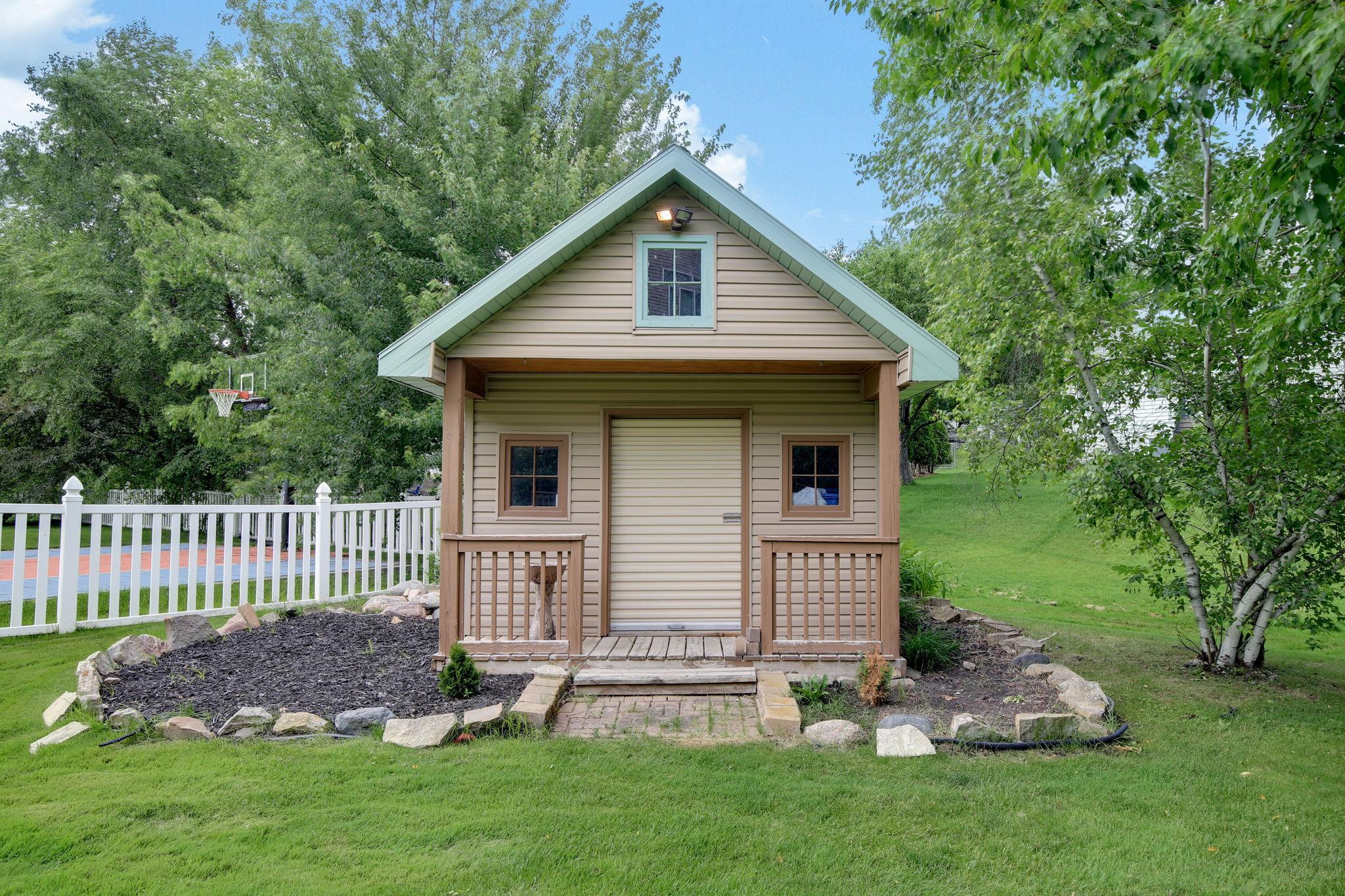 main property photo 44