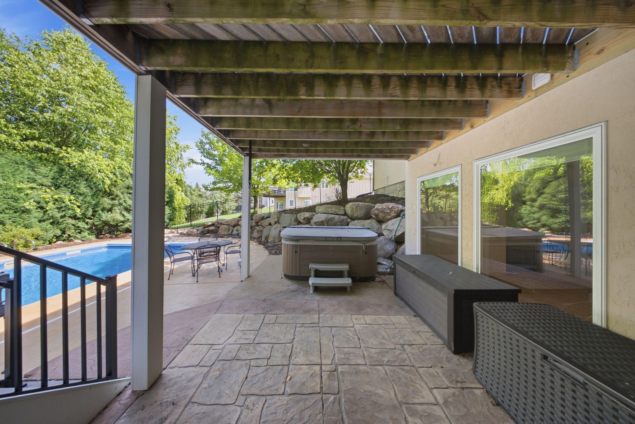 main property photo 42