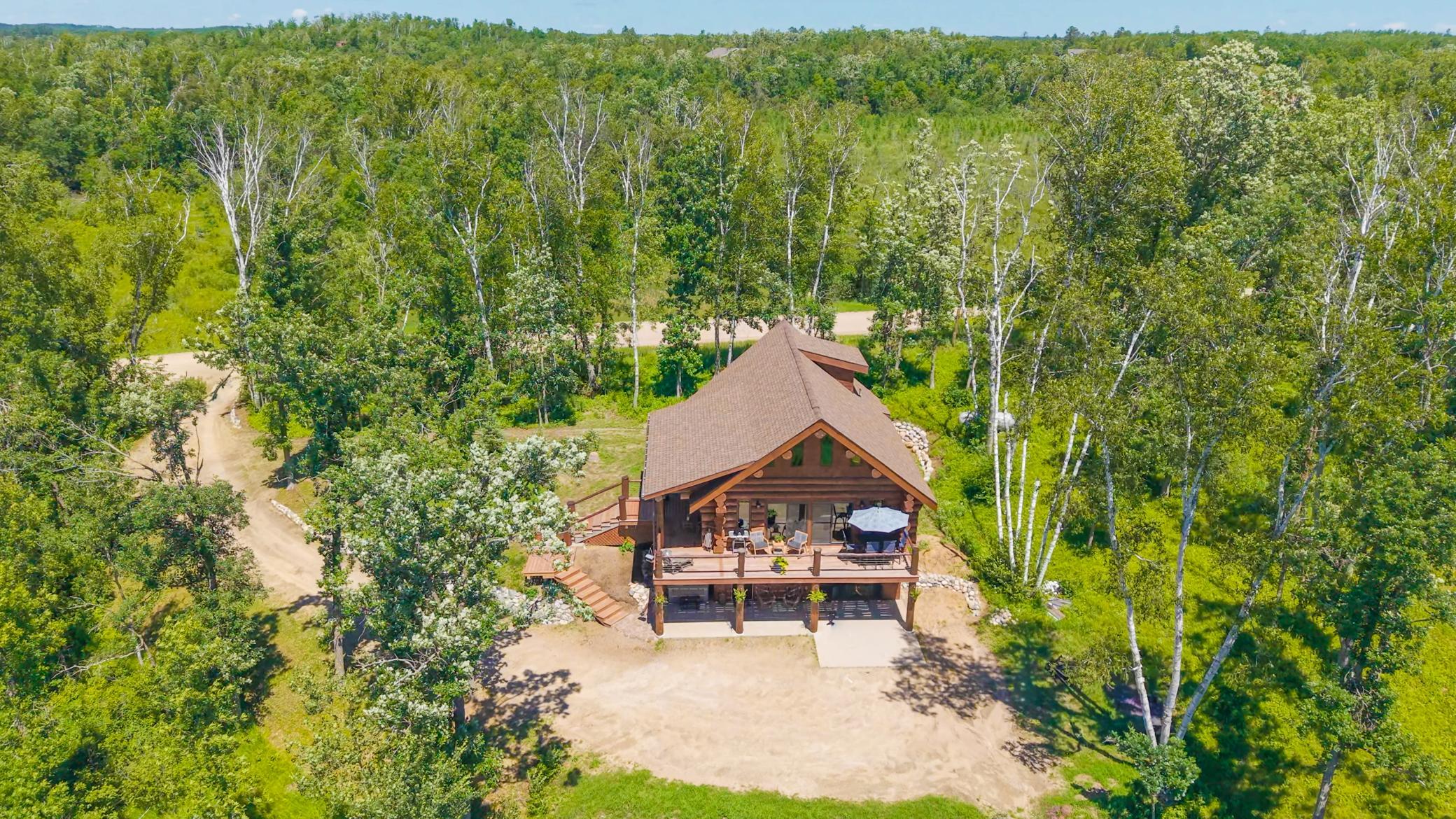 main property photo 4