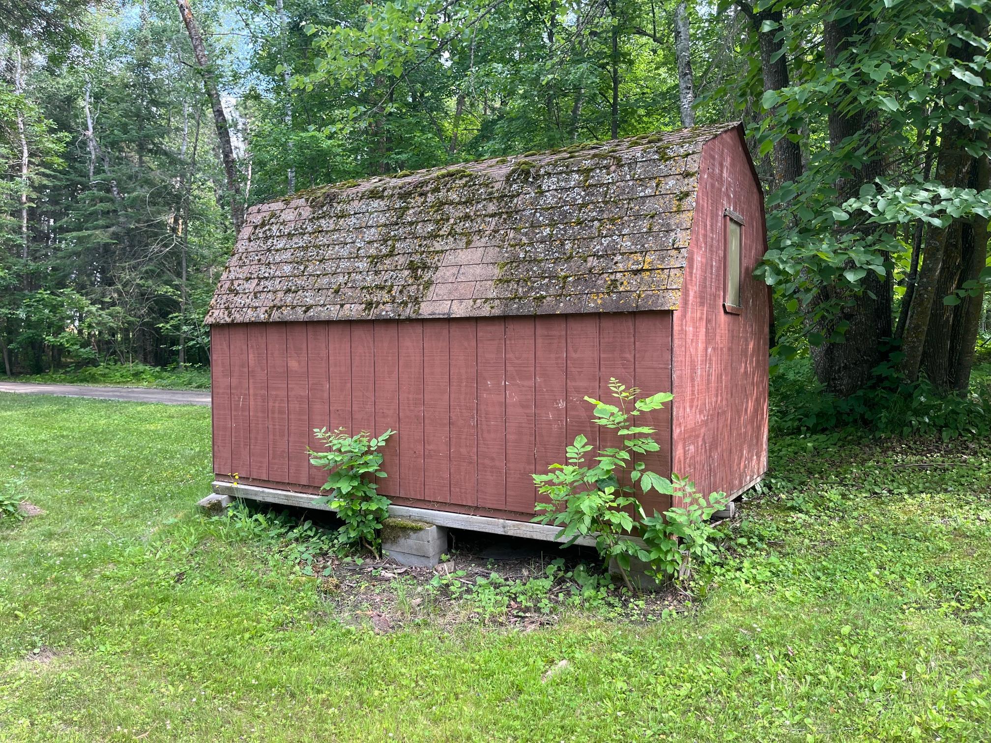 main property photo 11