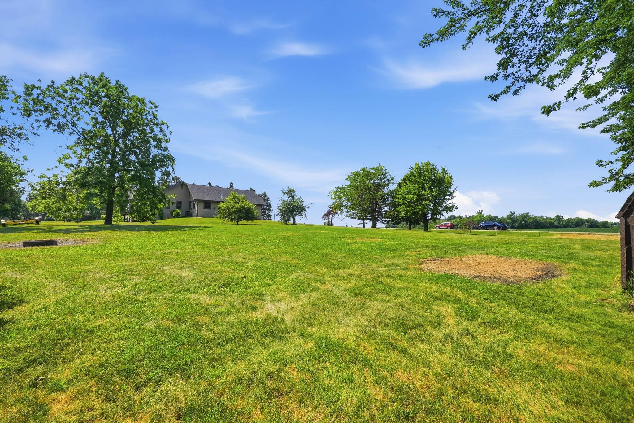 main property photo 19