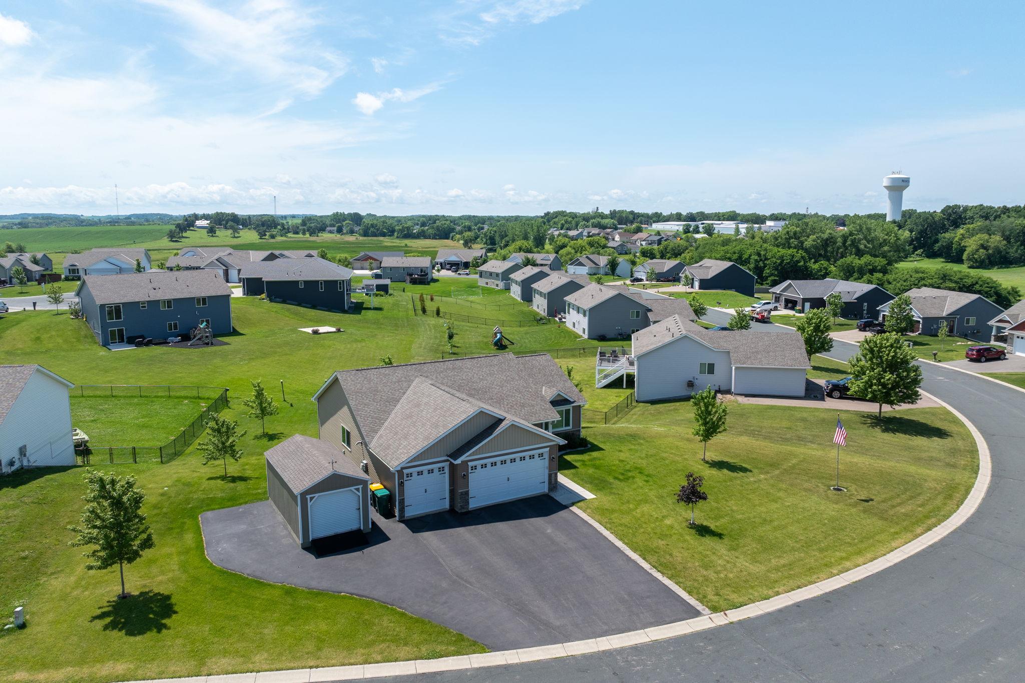 main property photo 51
