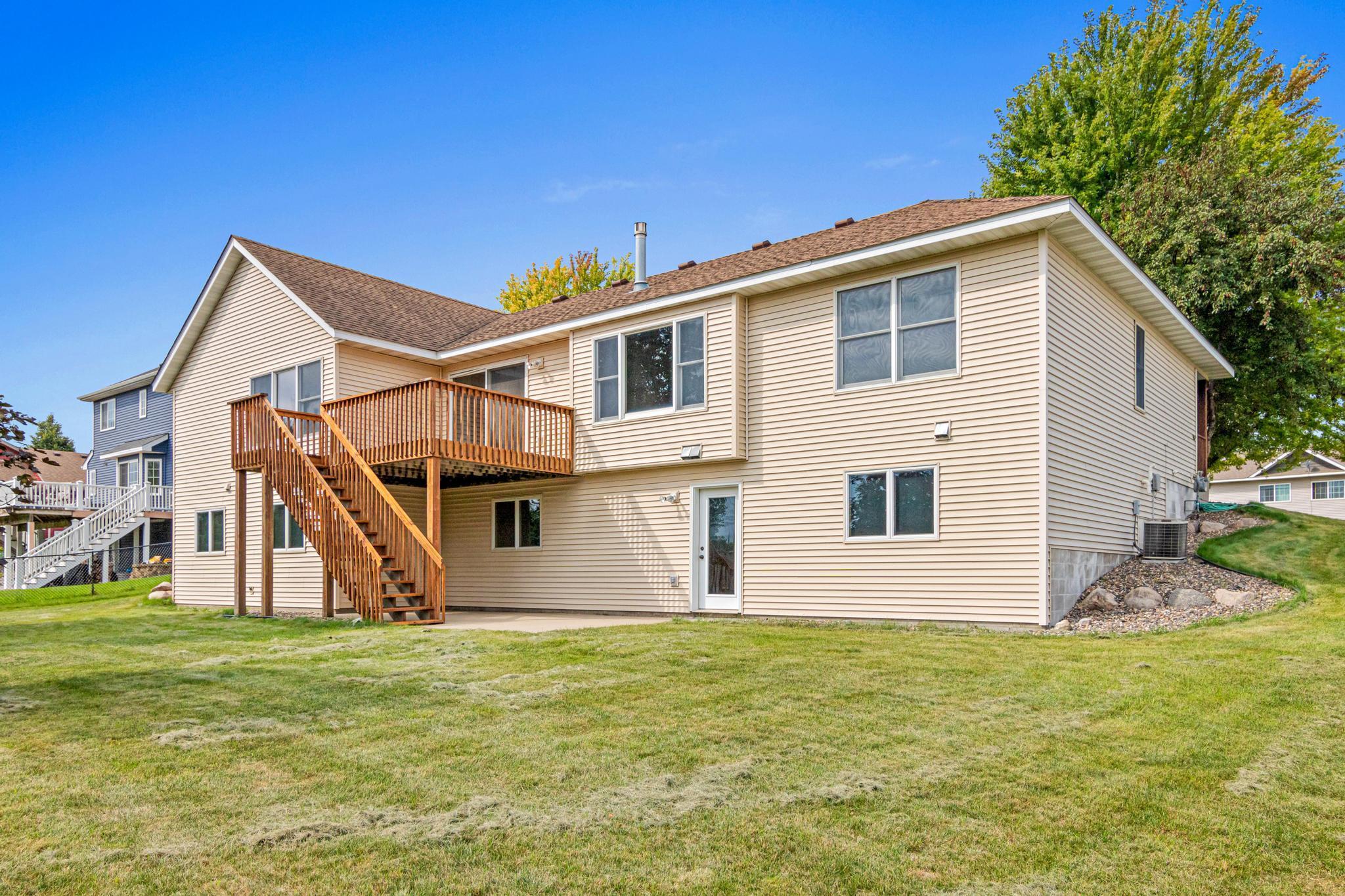 main property photo 36