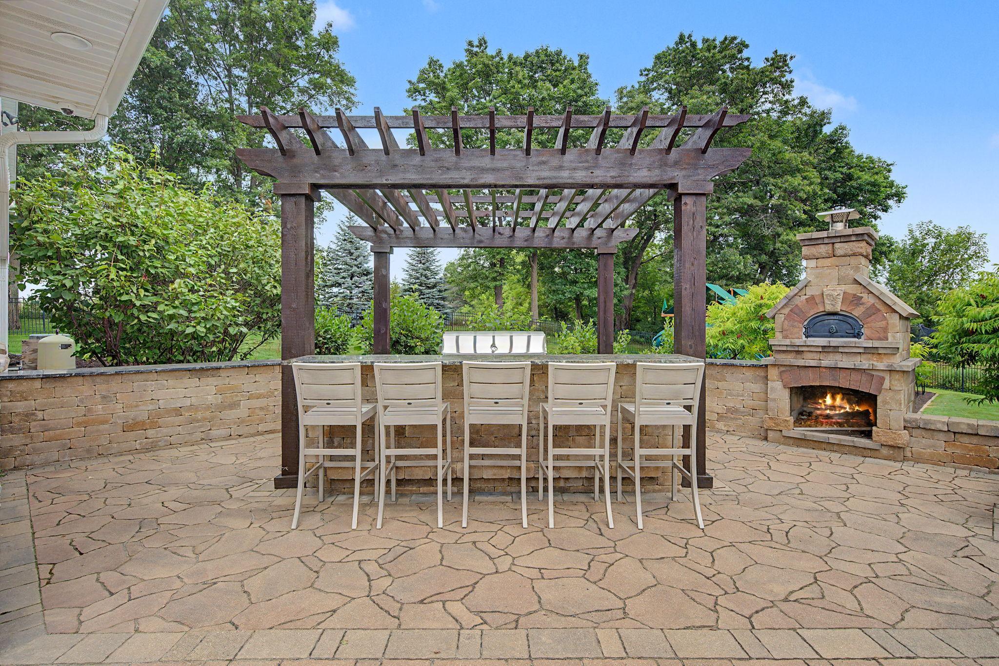 main property photo 19