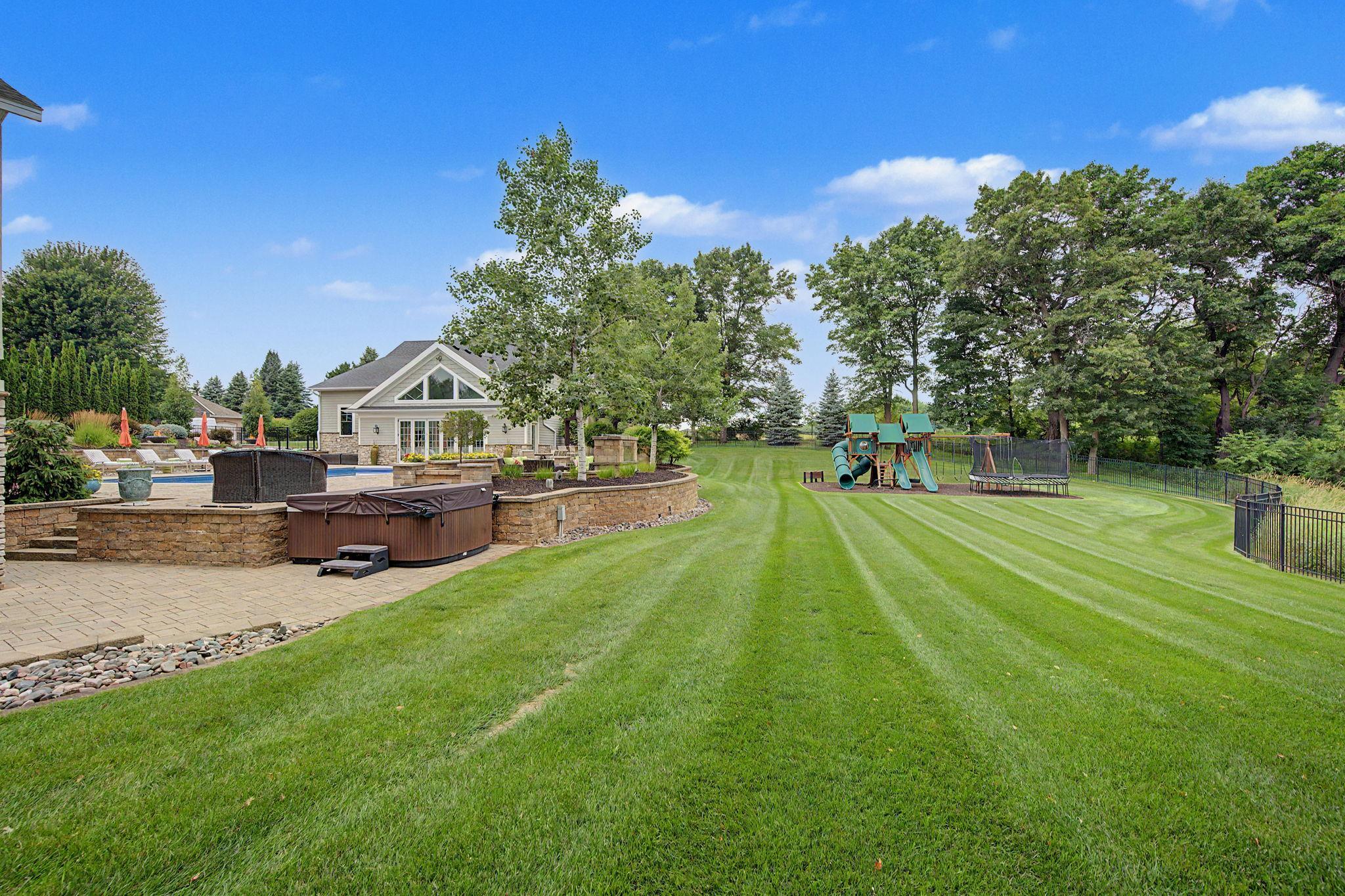 main property photo 89
