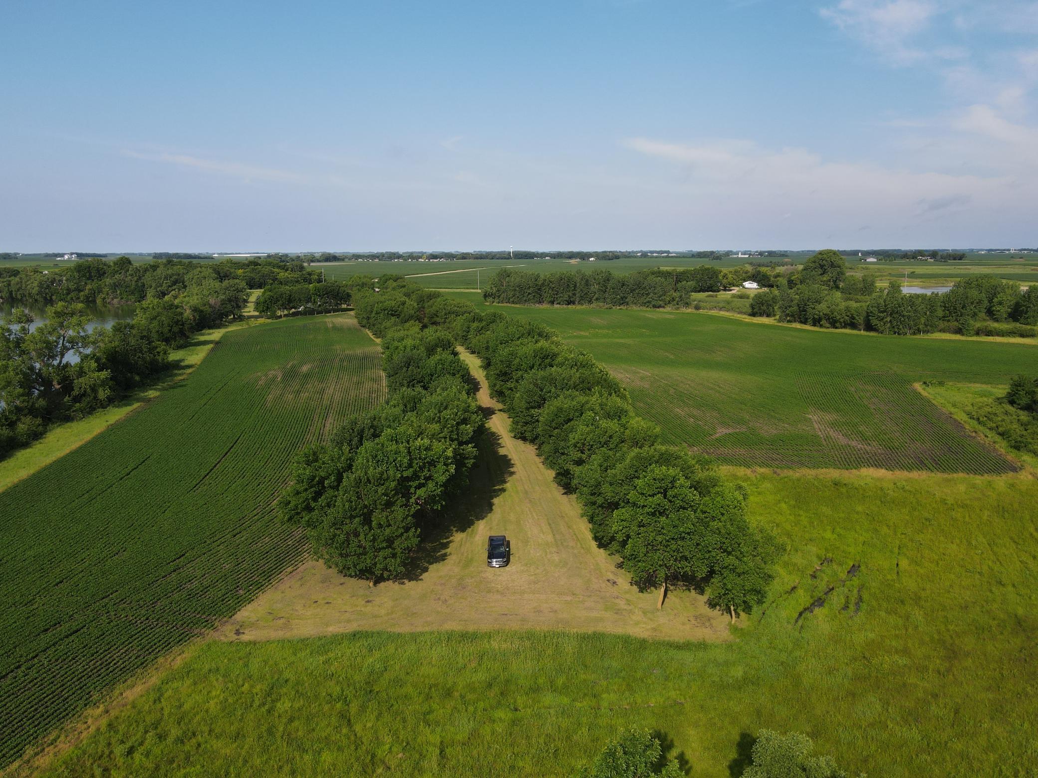 main property photo 11