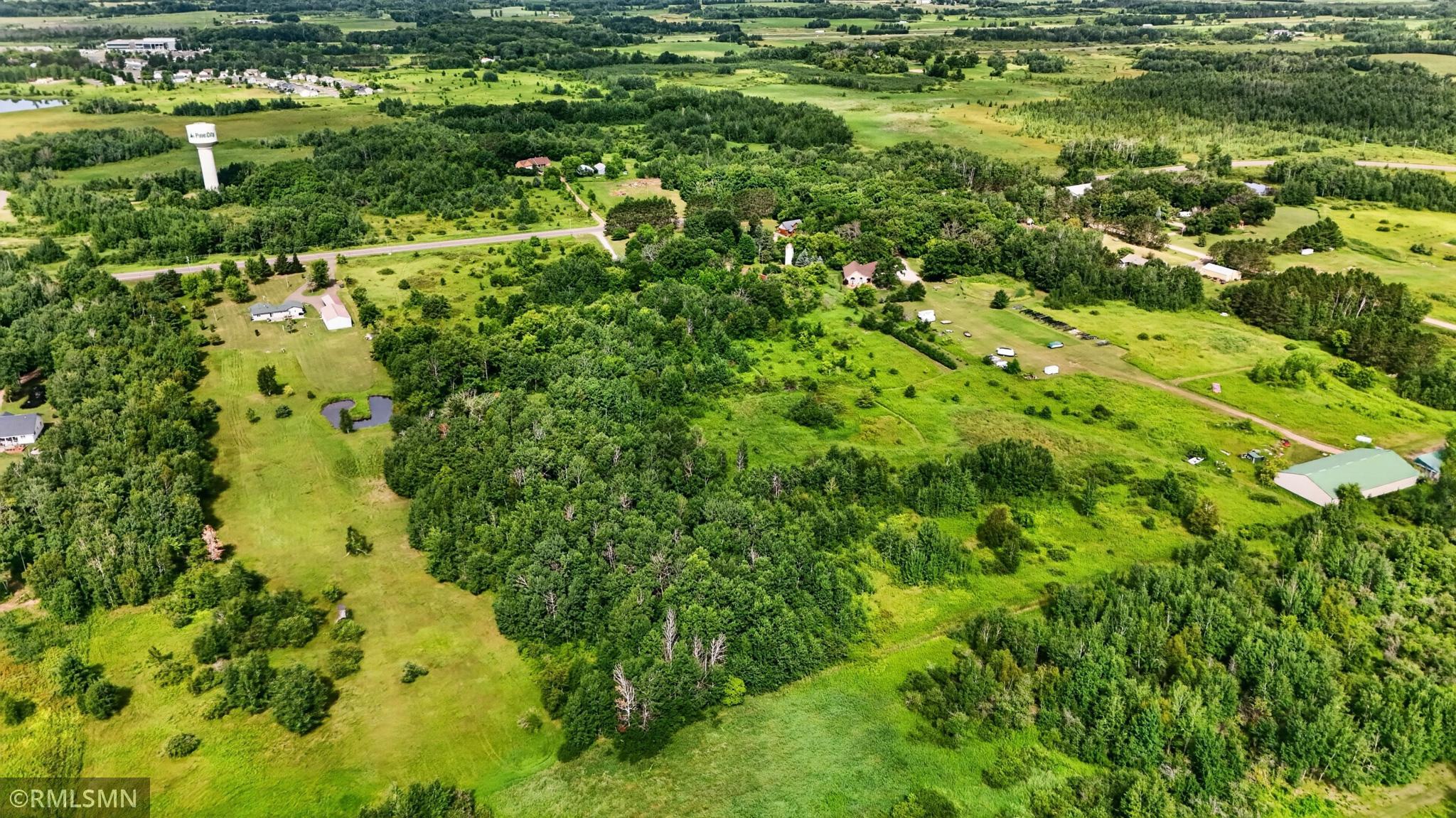main property photo 13