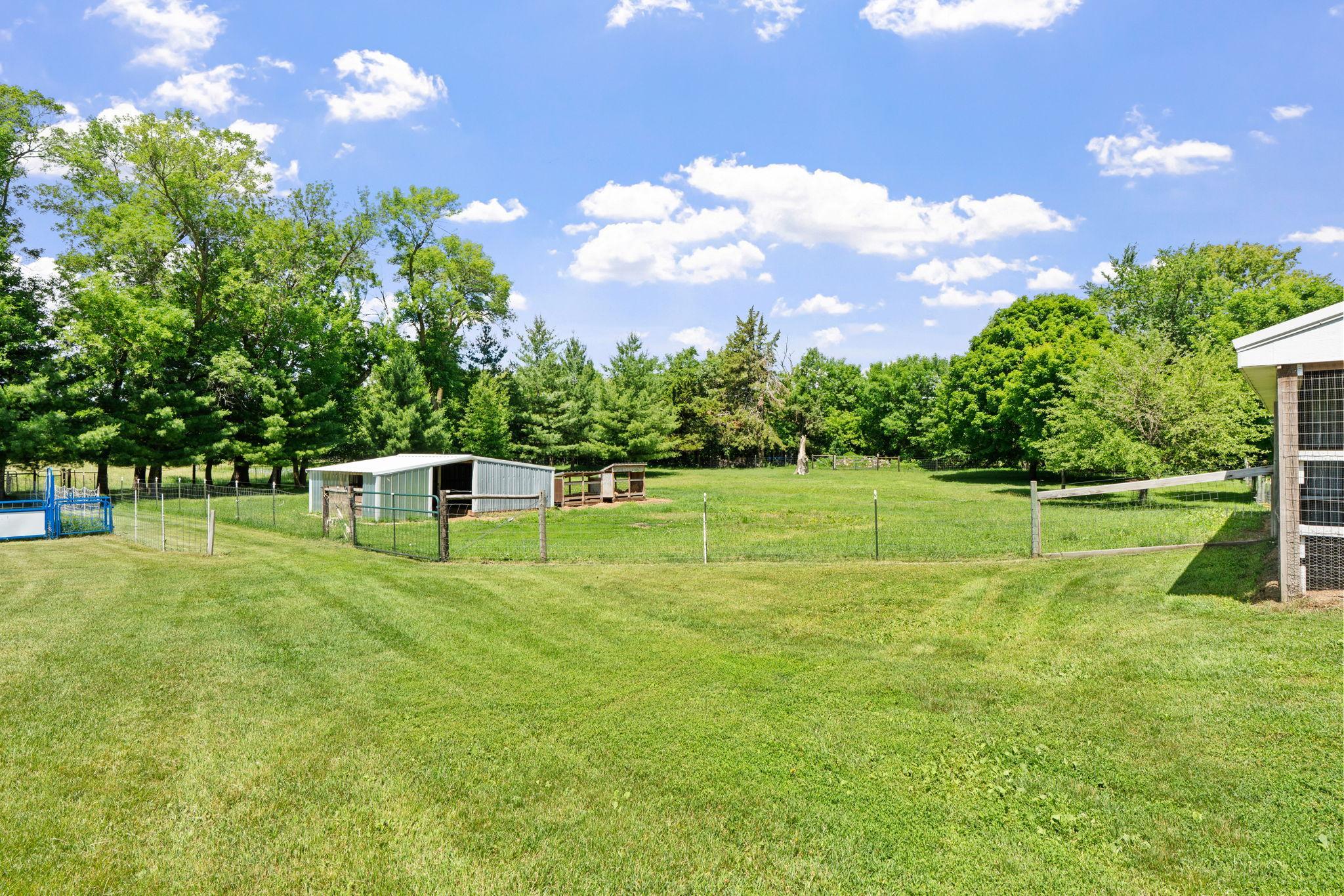 main property photo 10