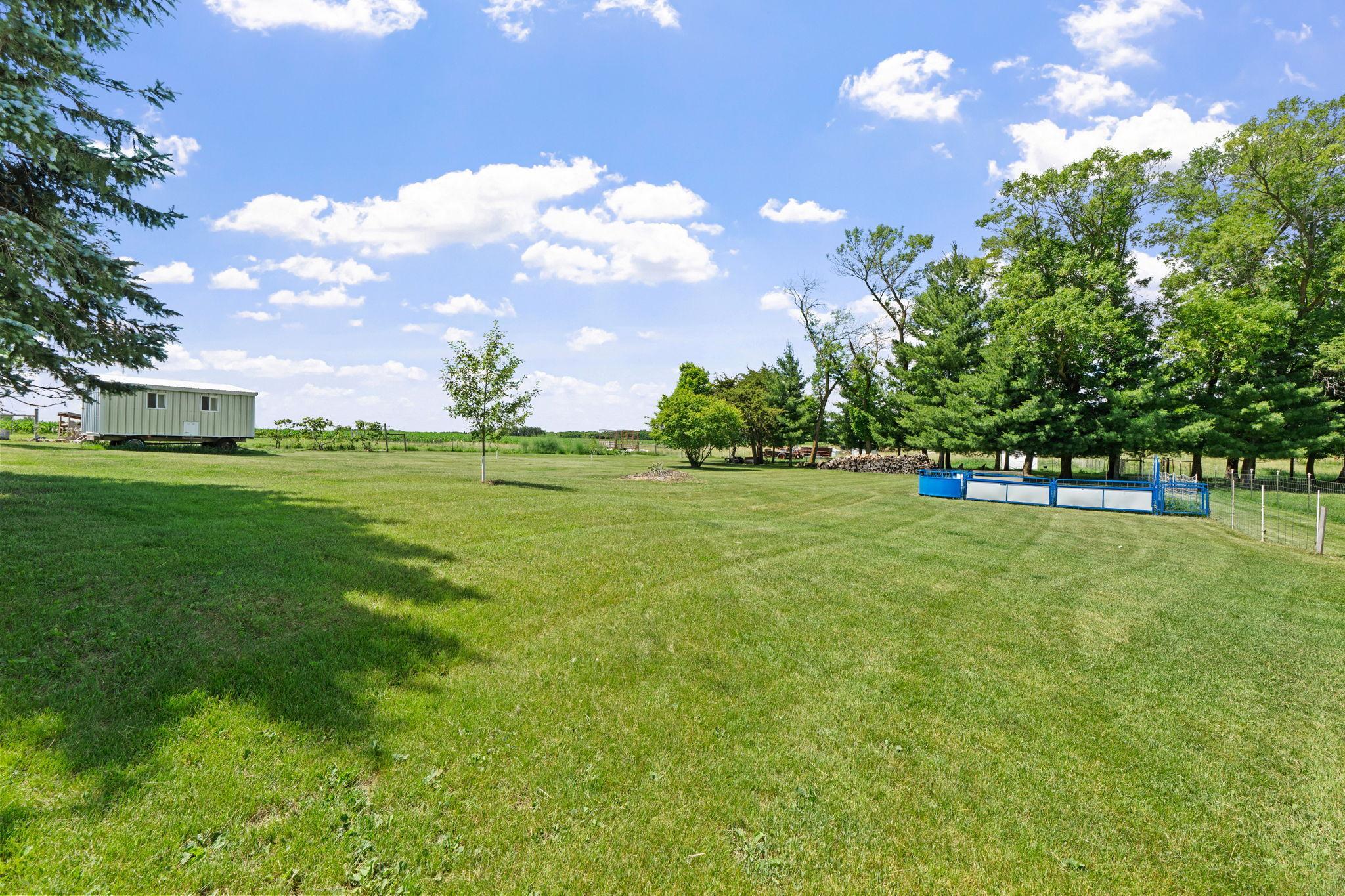 main property photo 11