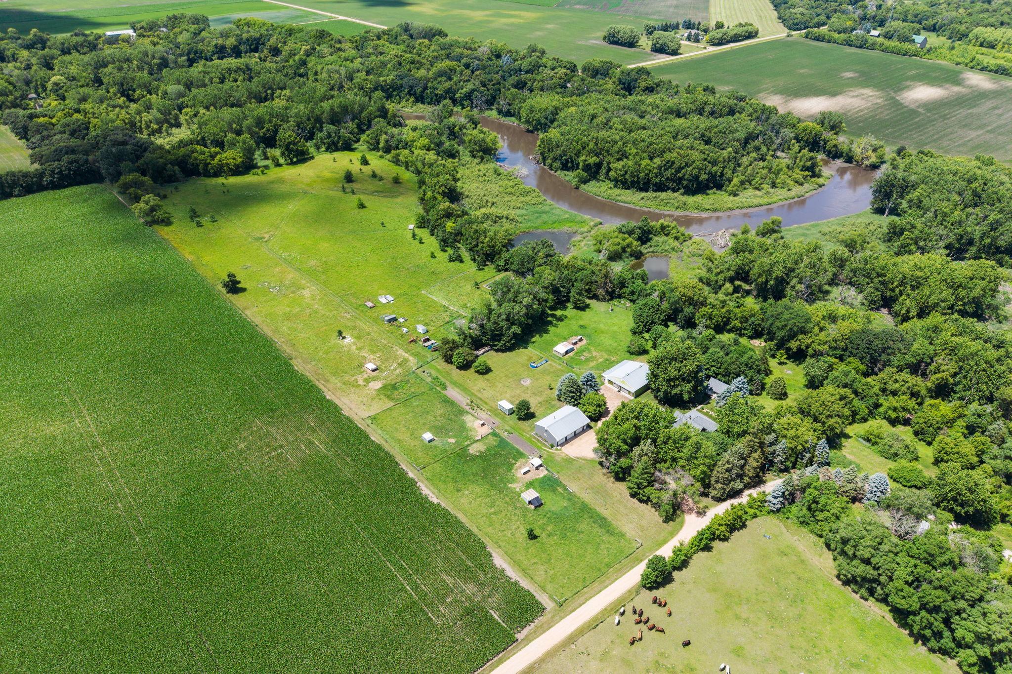 main property photo 17