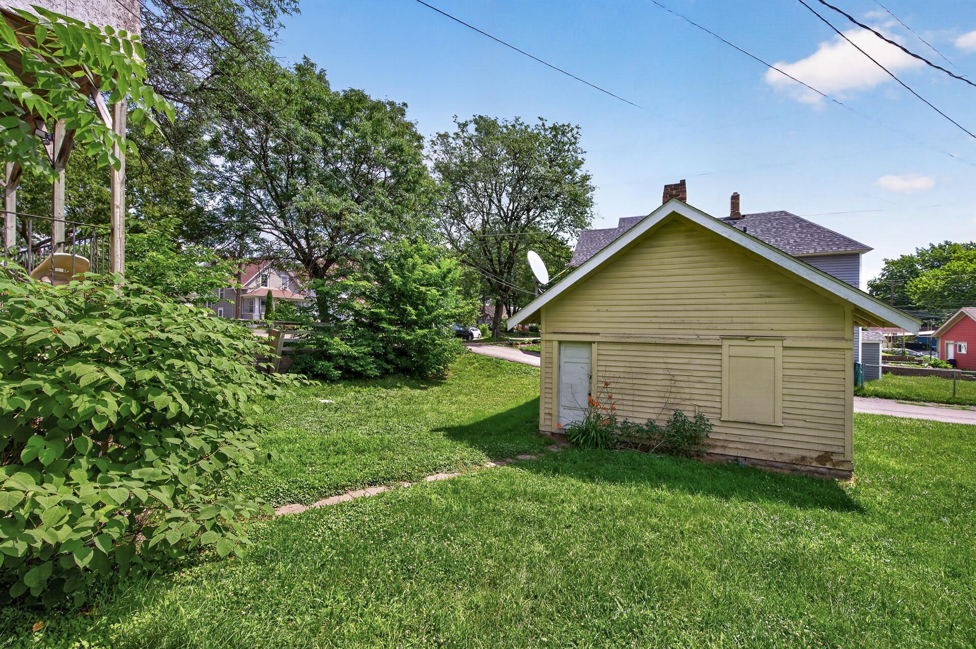 main property photo 22