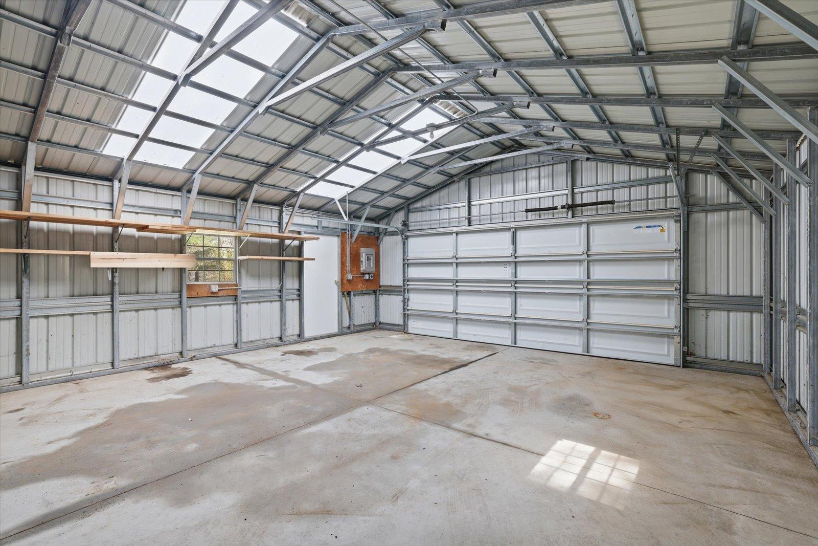 main property photo 22