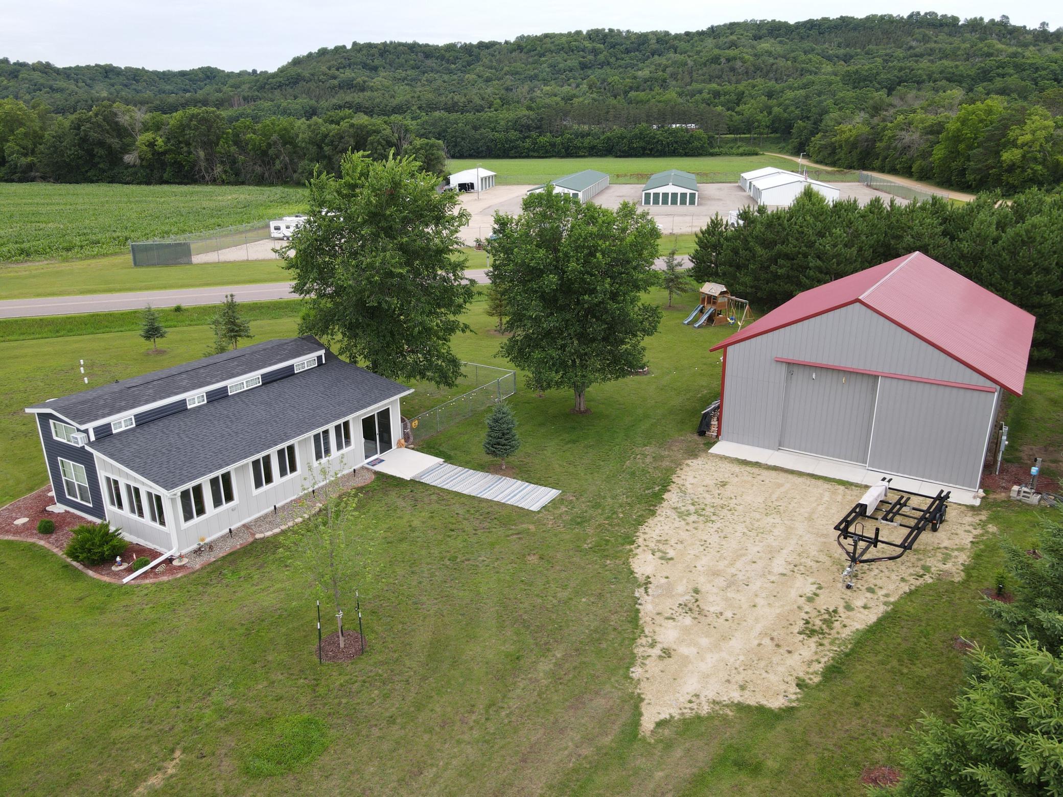 main property photo 12