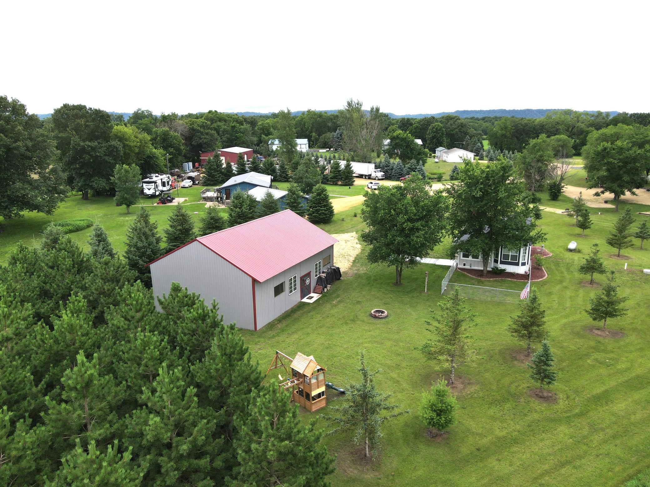 main property photo 14