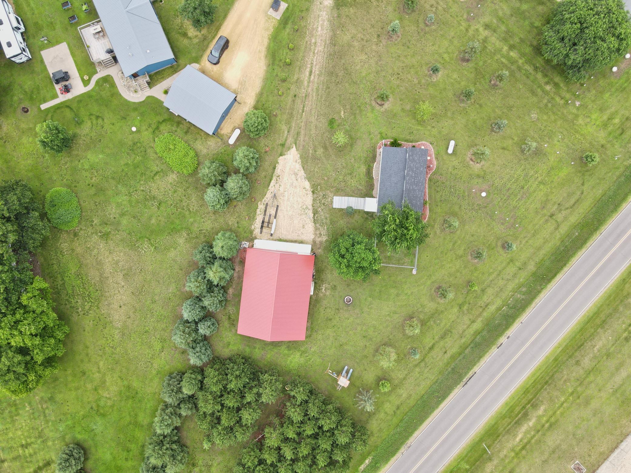 main property photo 20