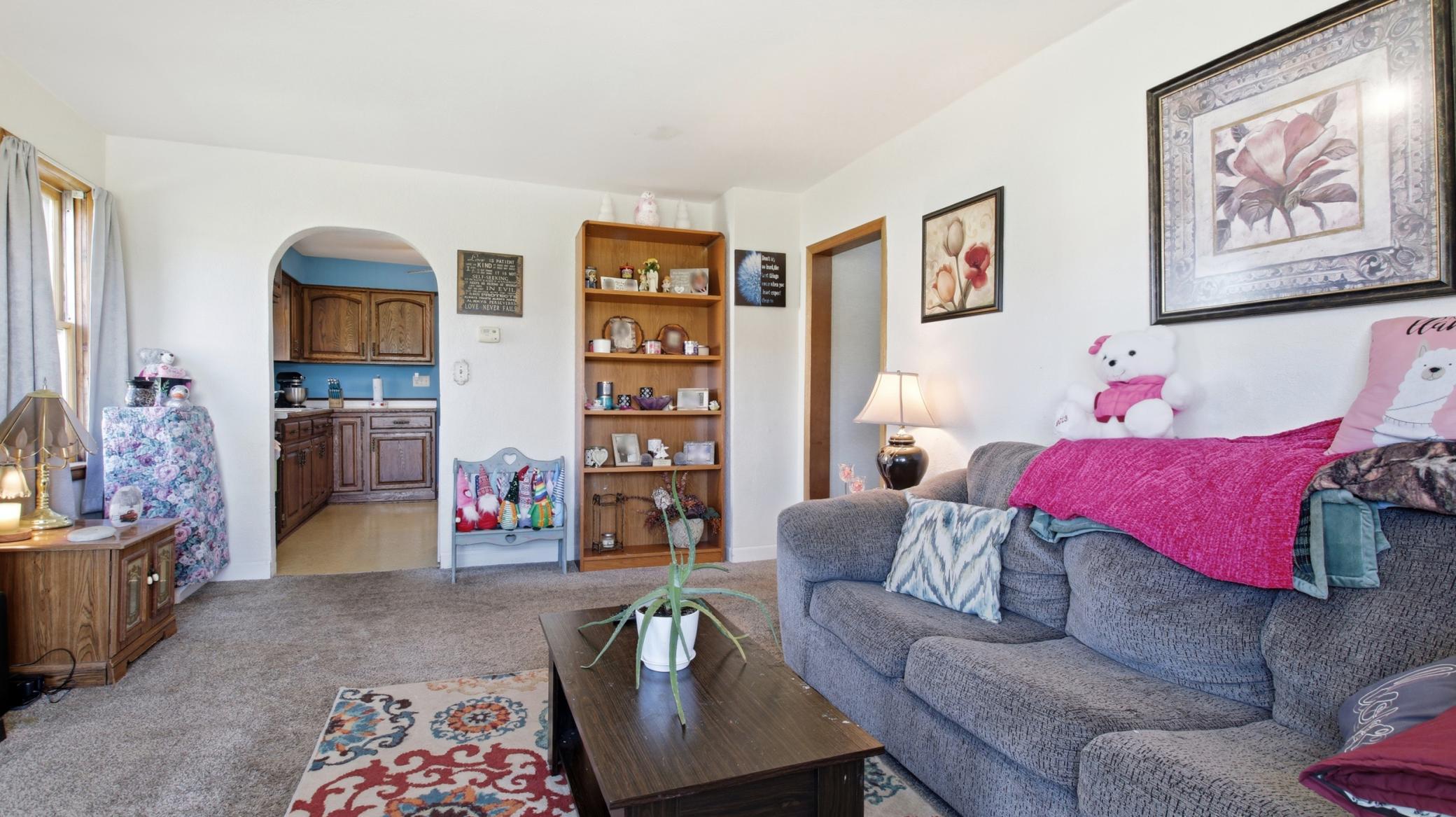 main property photo 8