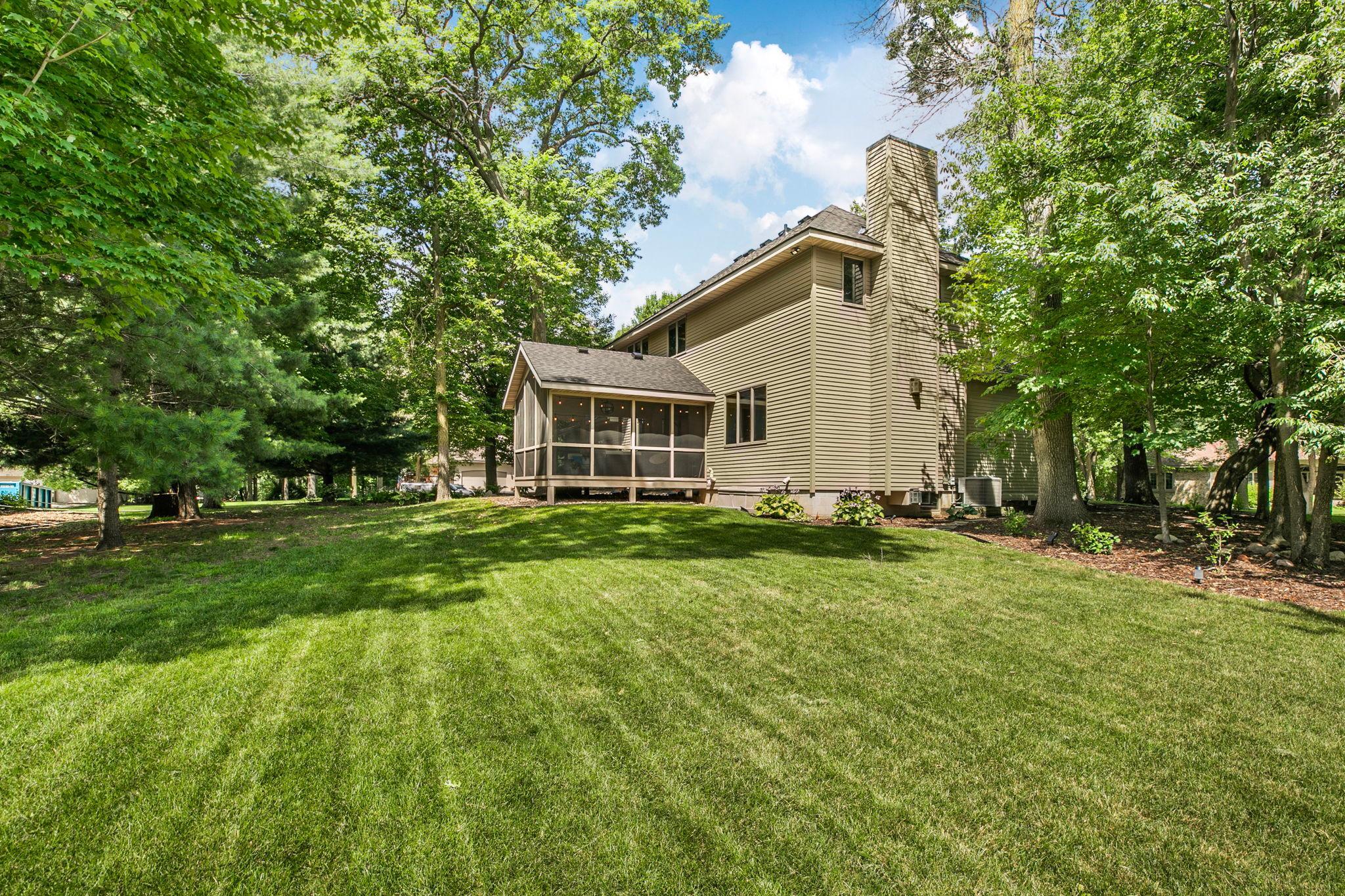 main property photo 37