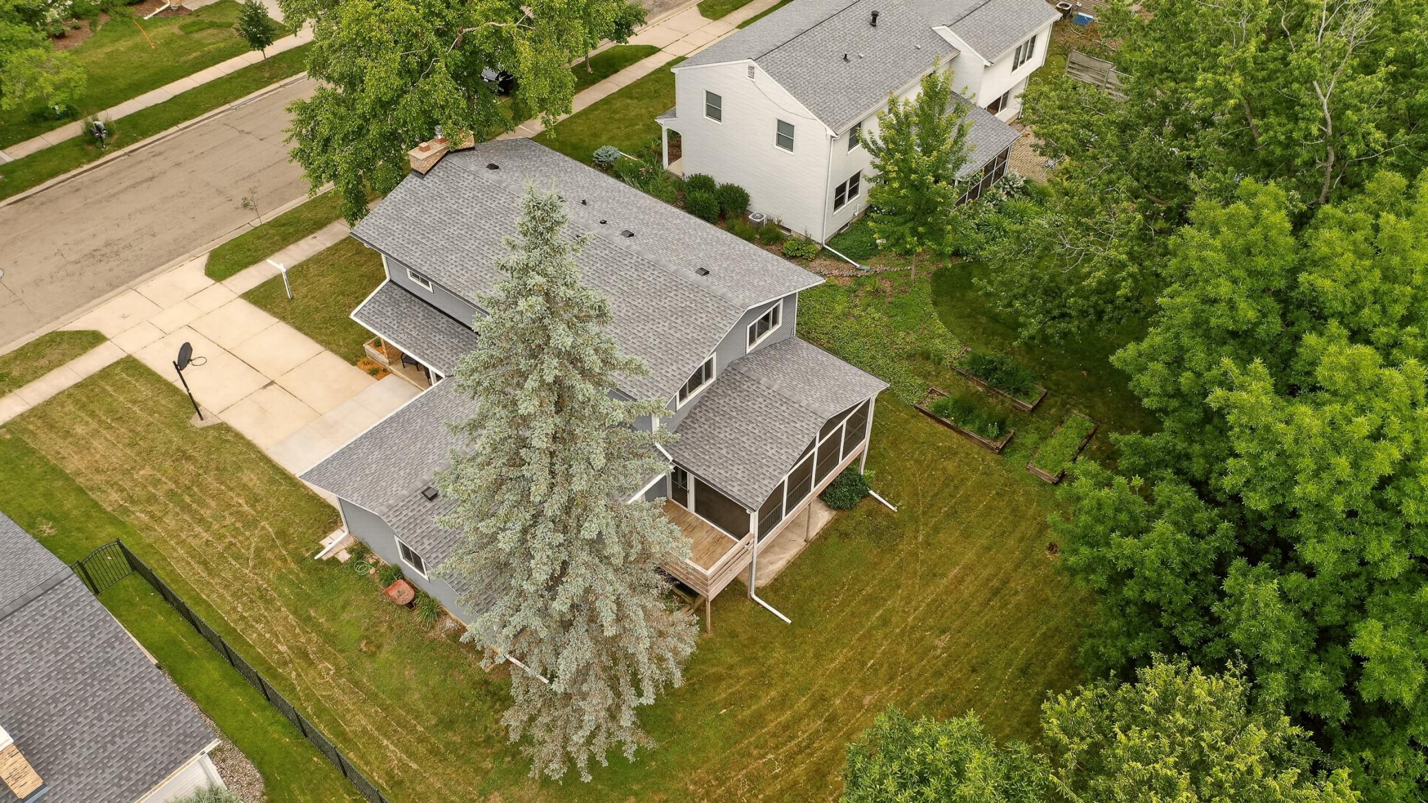 main property photo 44