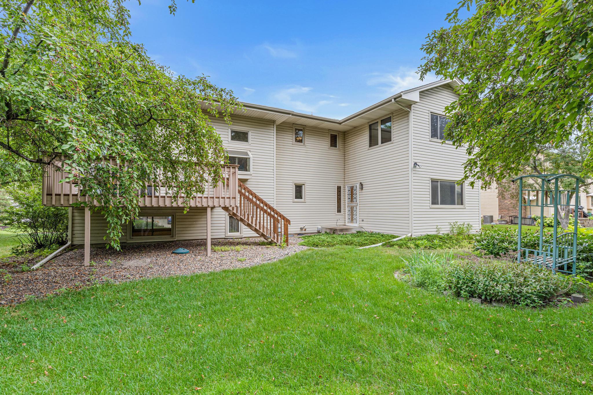 main property photo 32