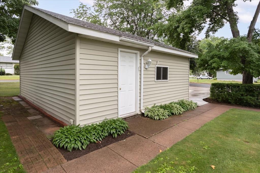 main property photo 58