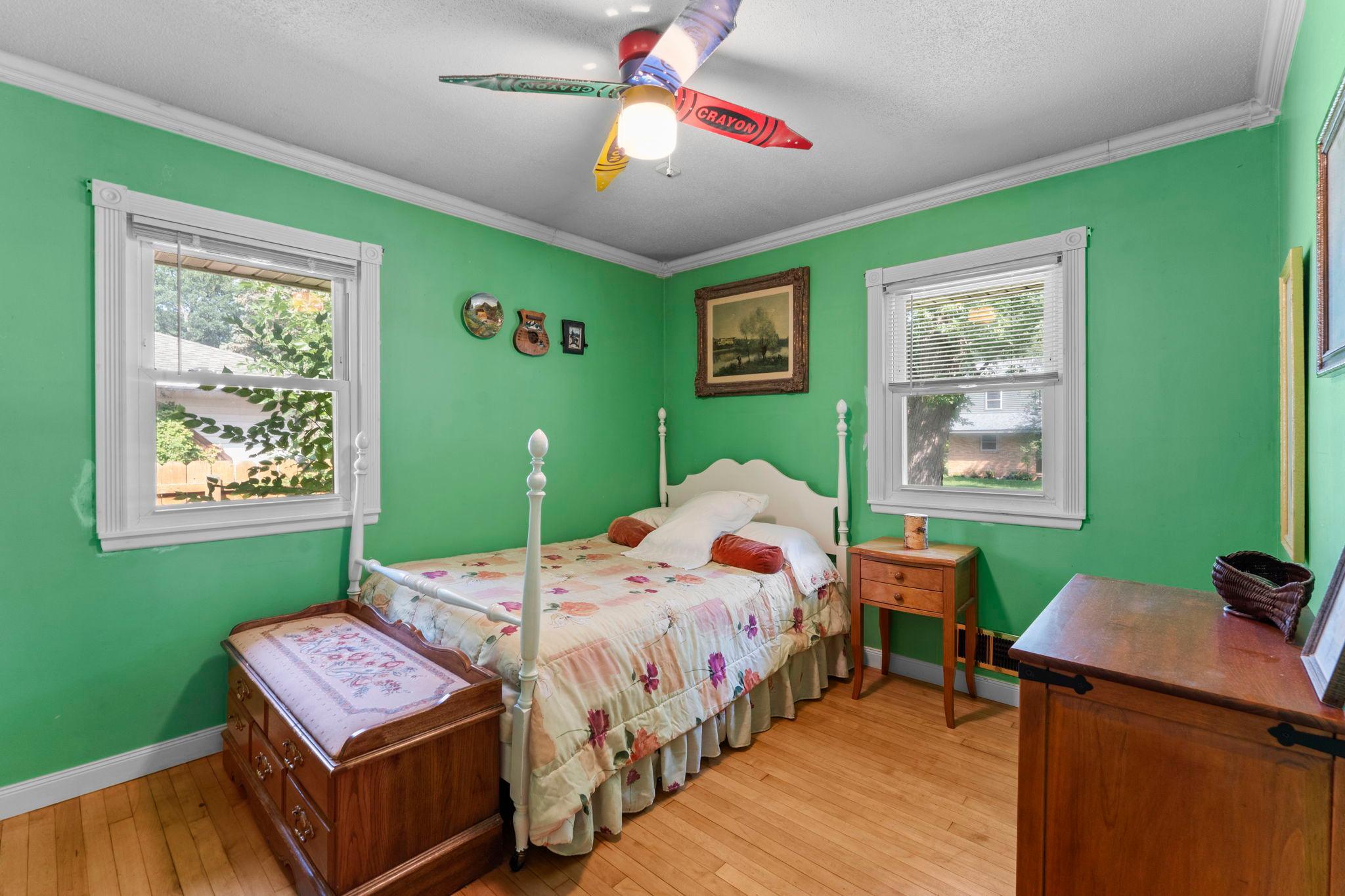 main property photo 25