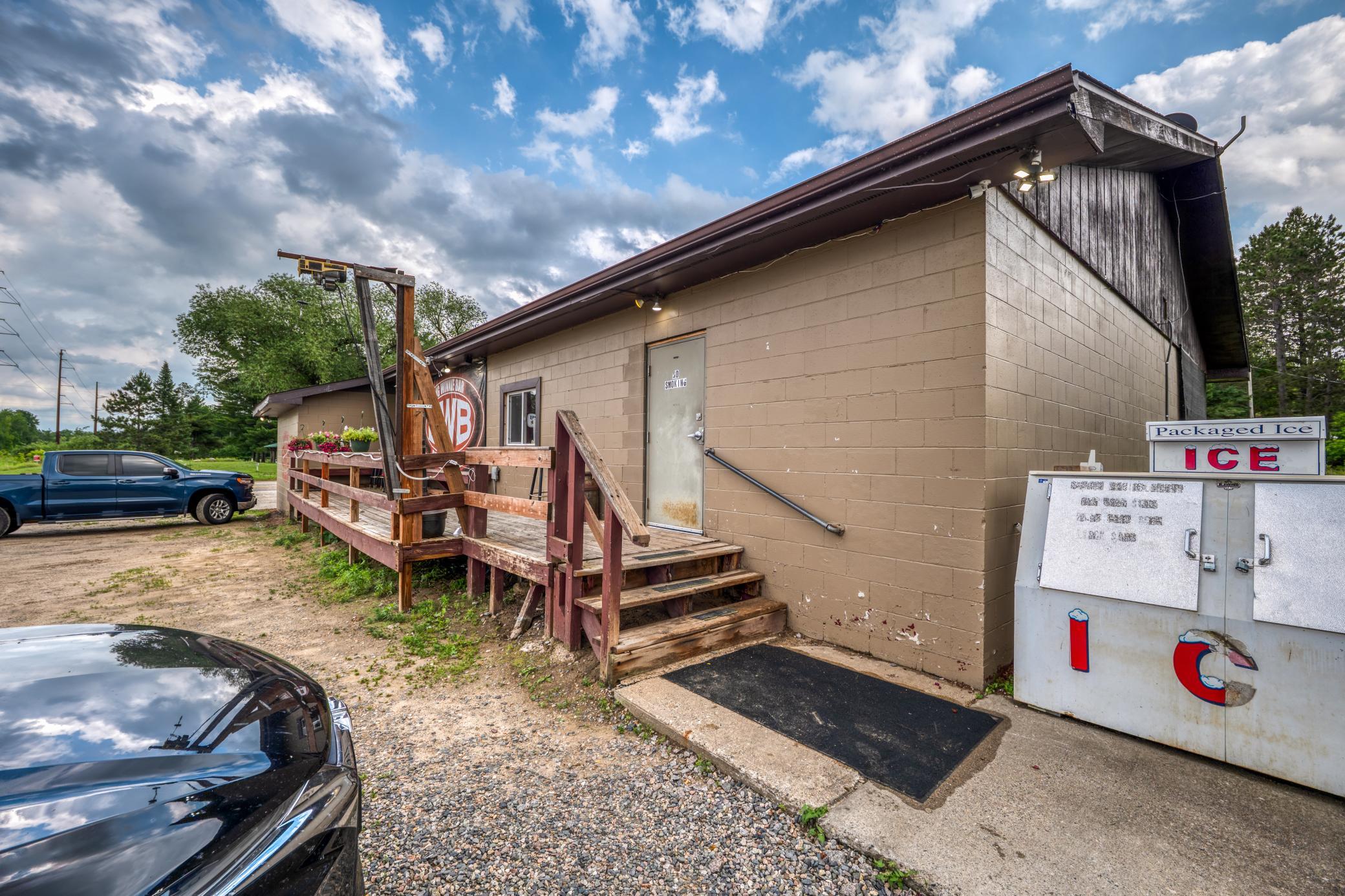 main property photo 35