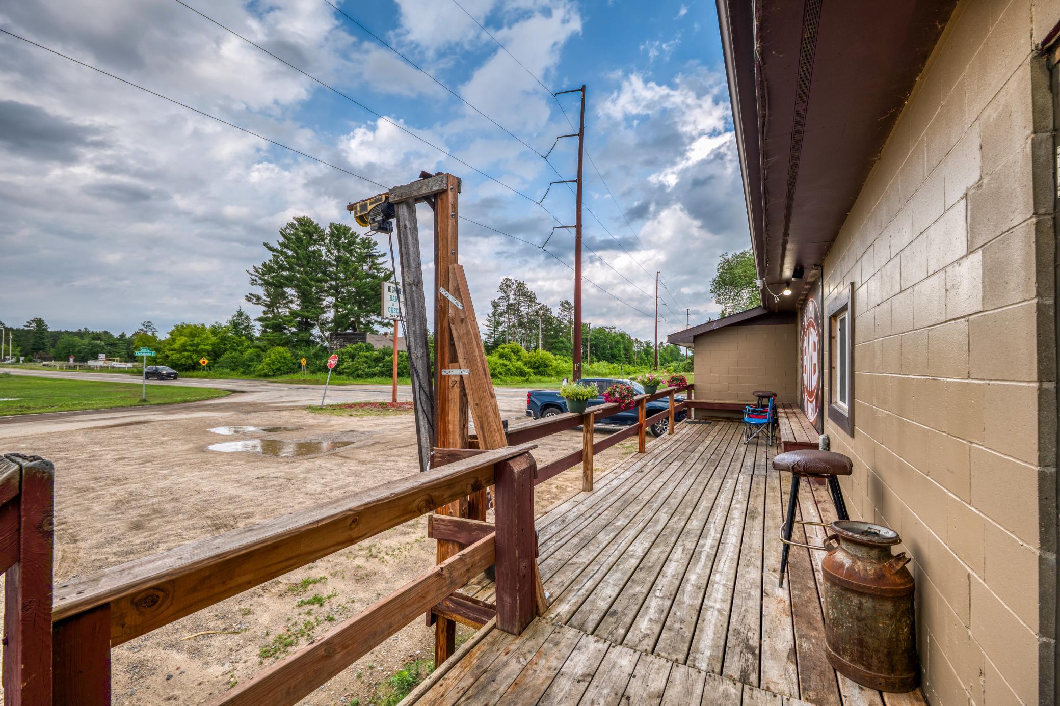 main property photo 36