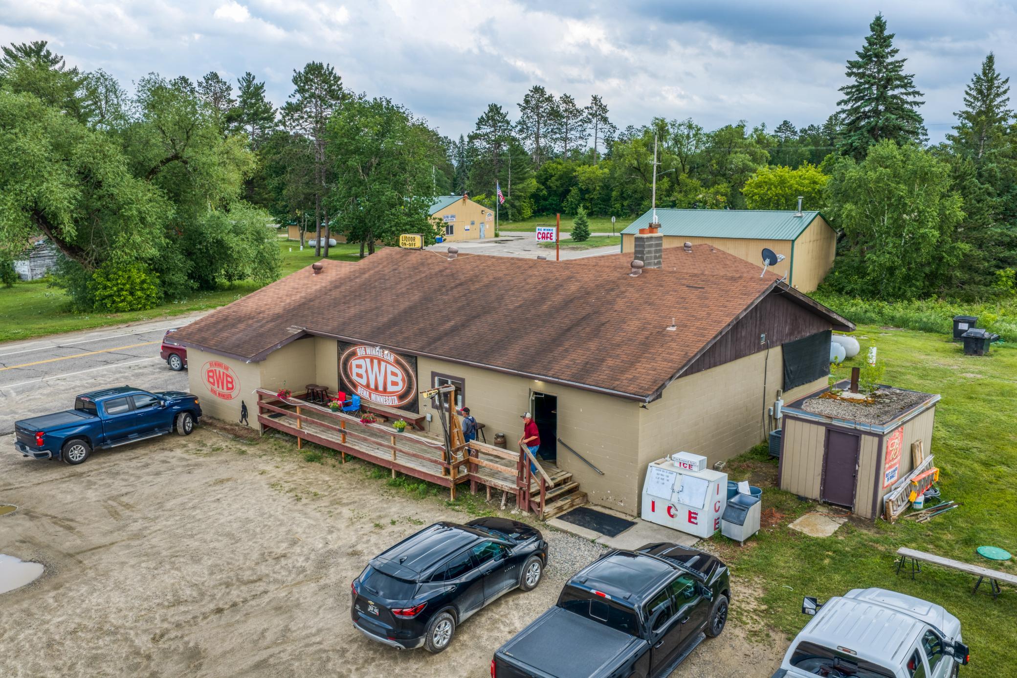 main property photo 7