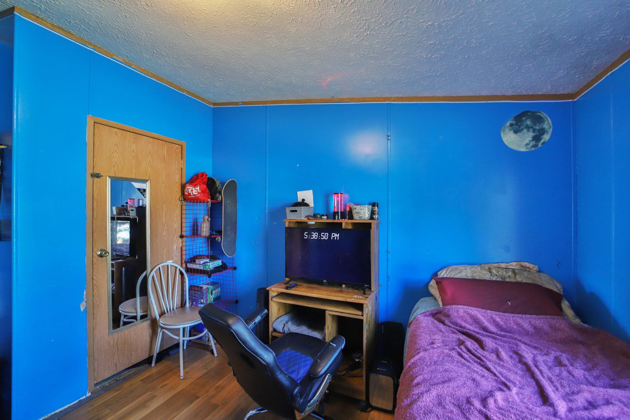 main property photo 44