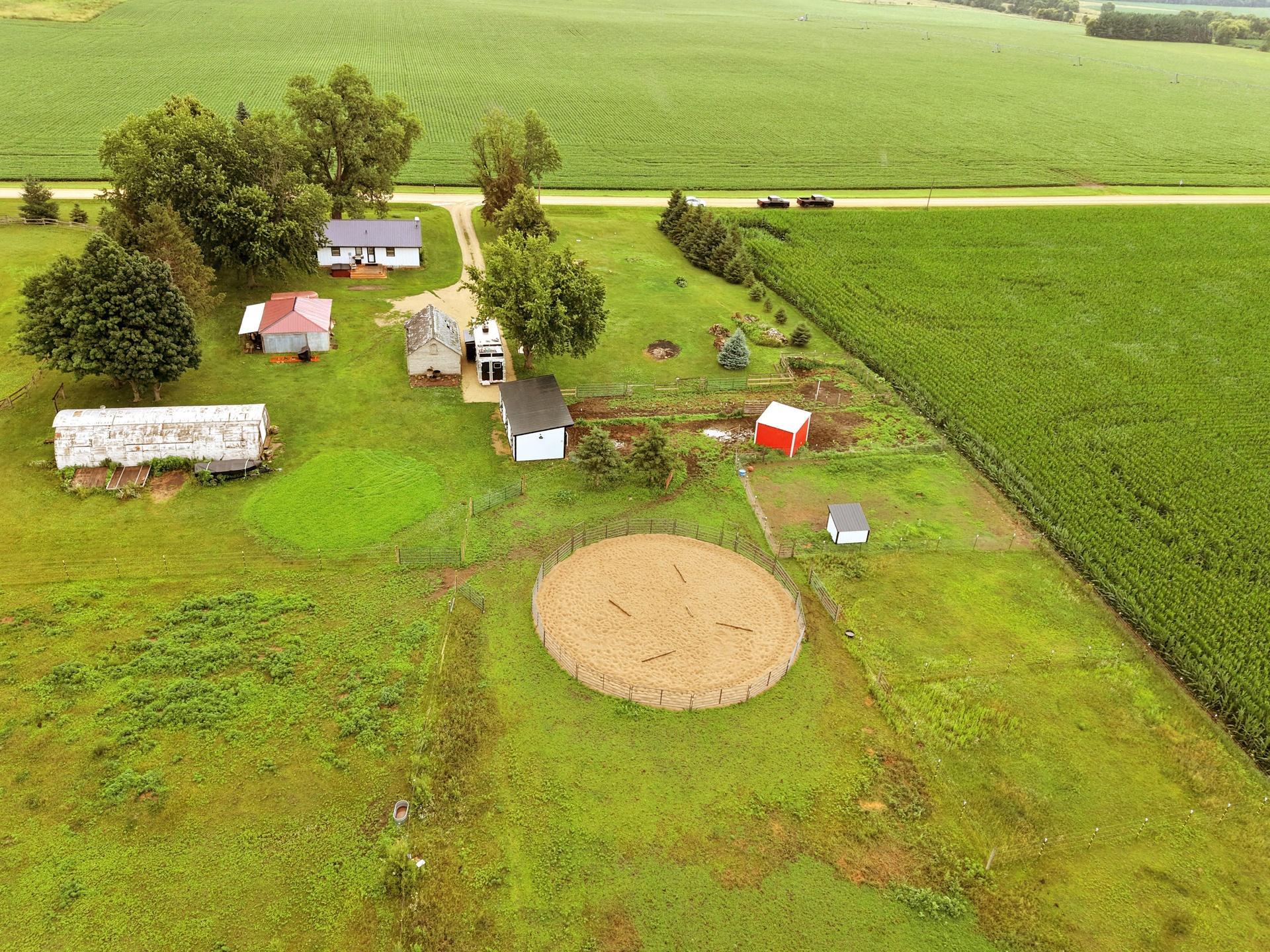 main property photo 46