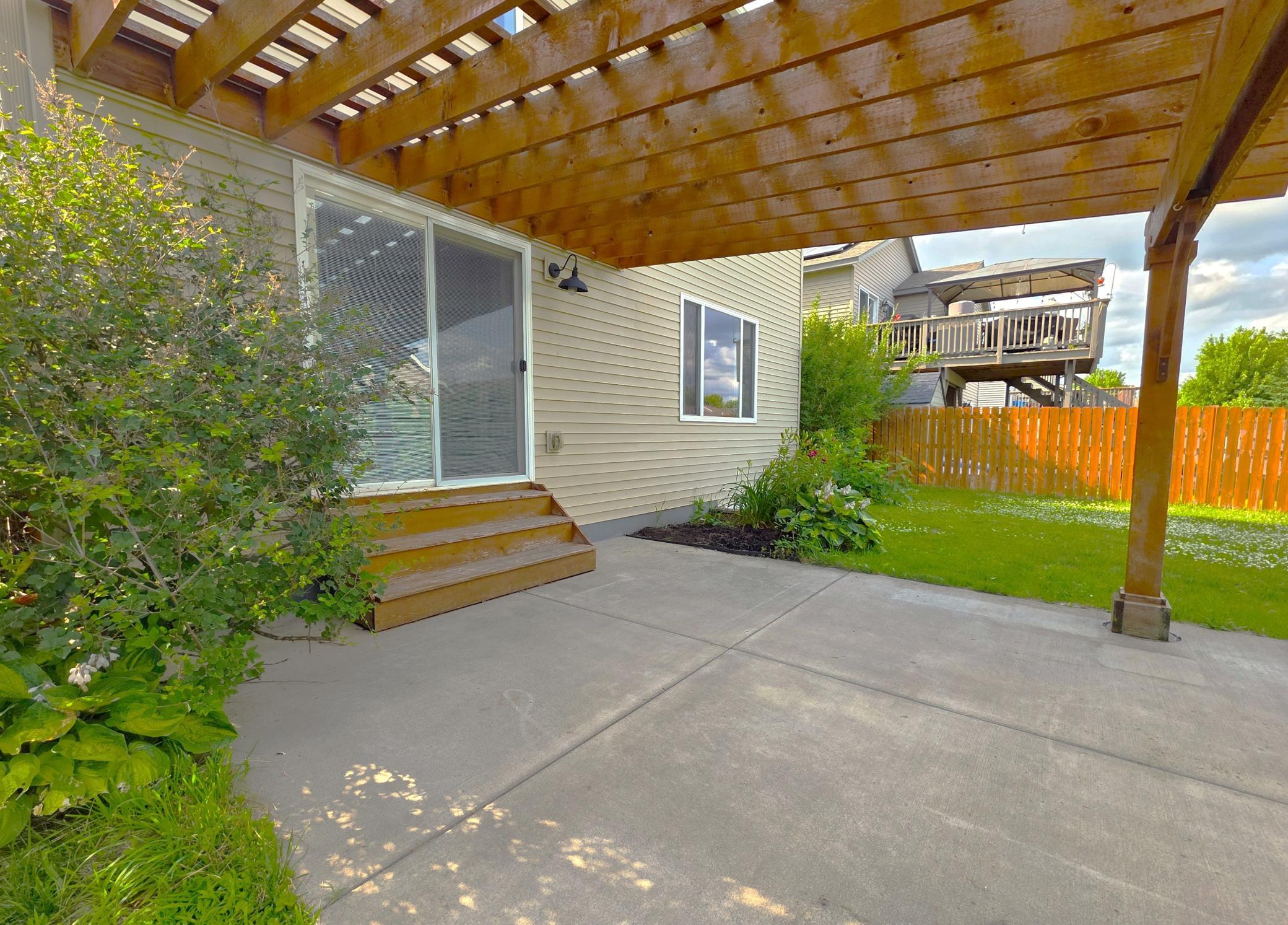main property photo 19
