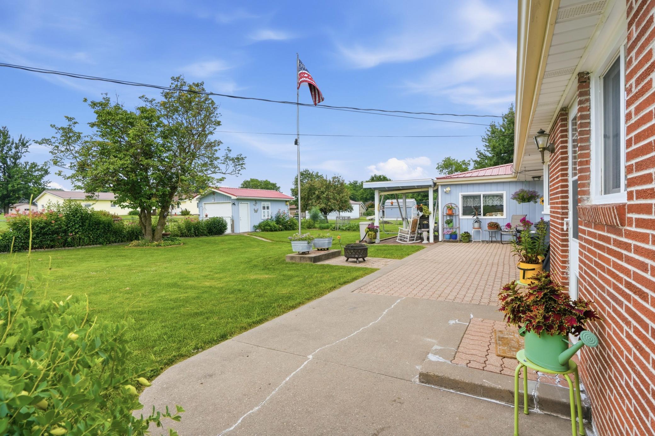 main property photo 38