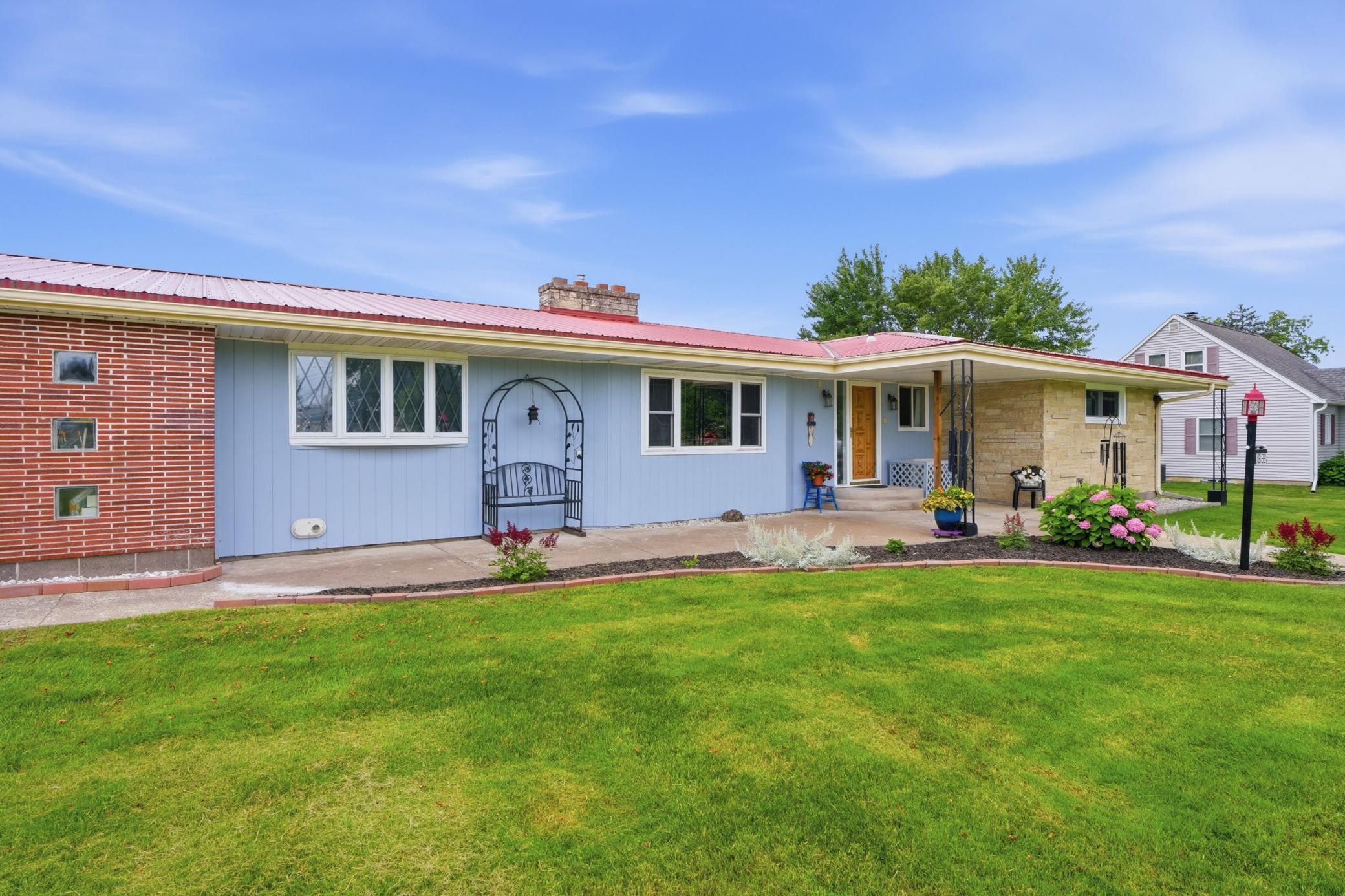 main property photo 46