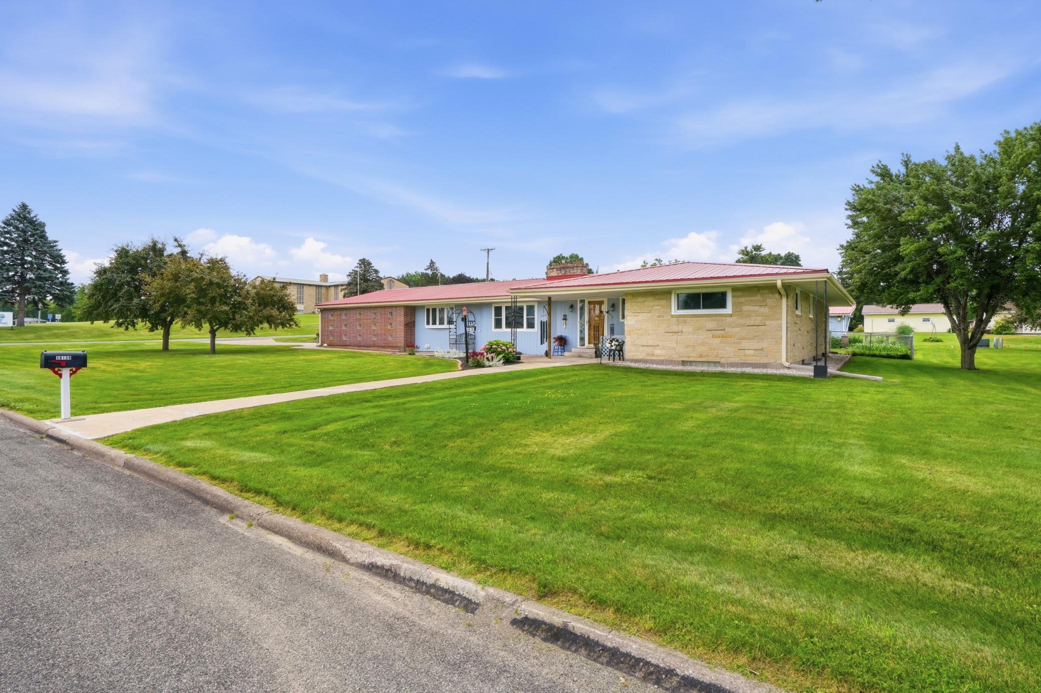 main property photo 48
