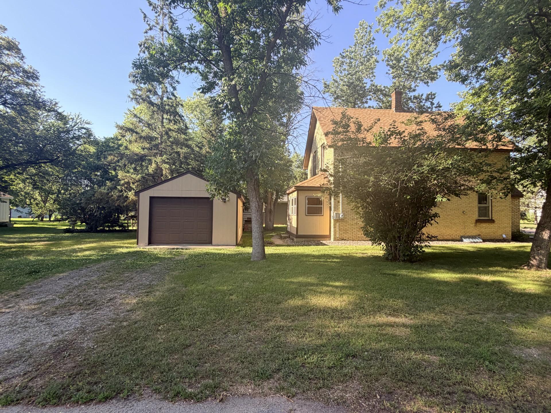 main property photo 22