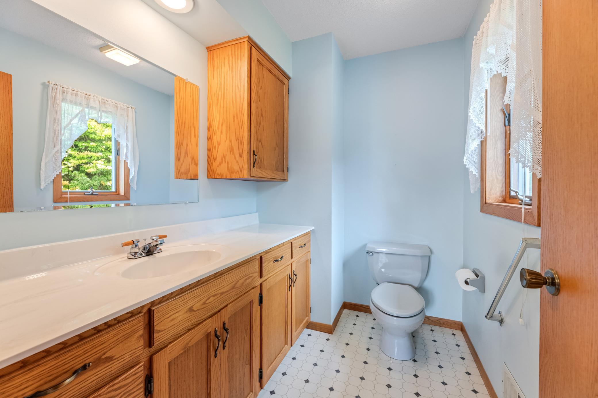 main property photo 14