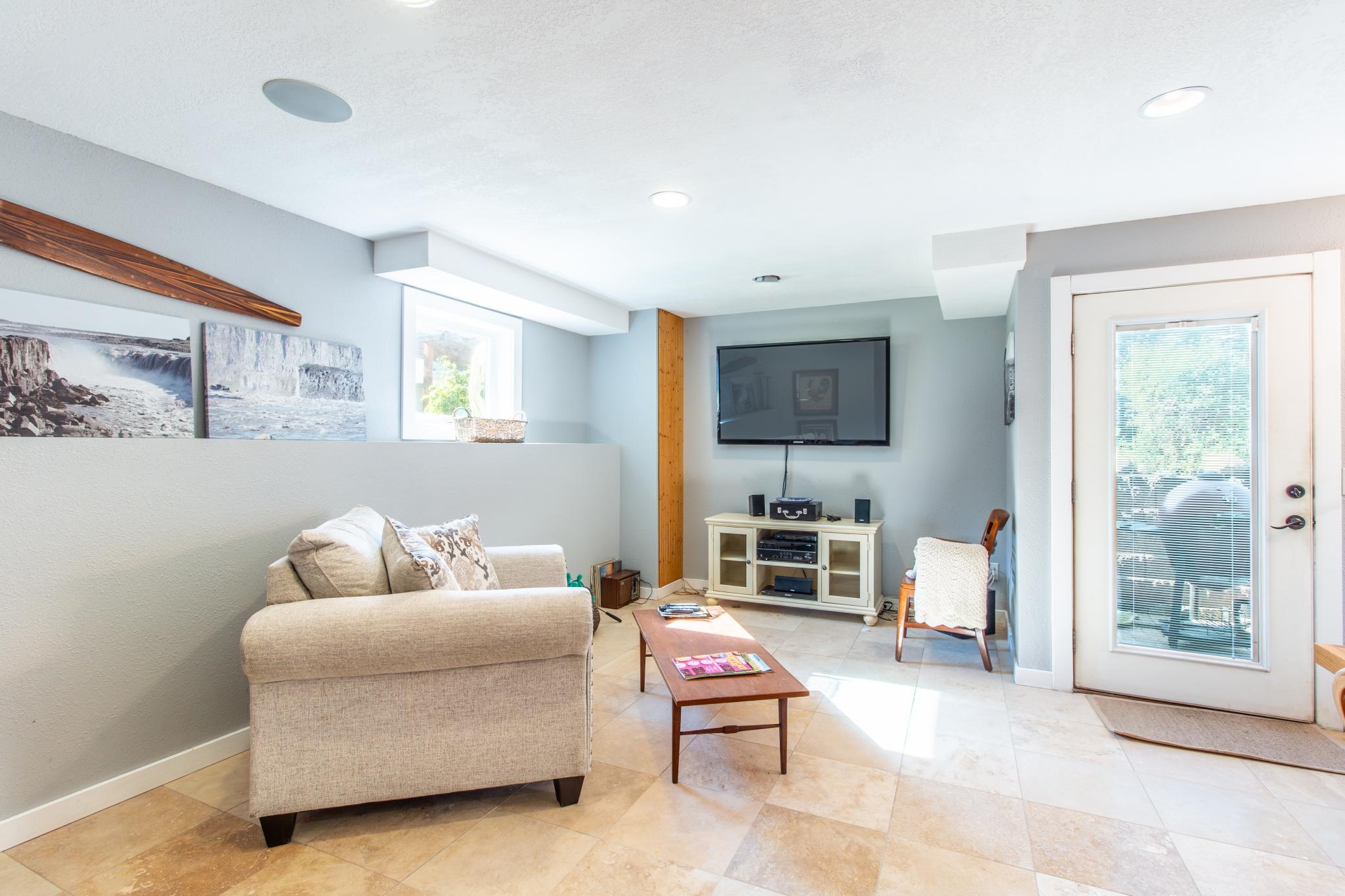 main property photo 109