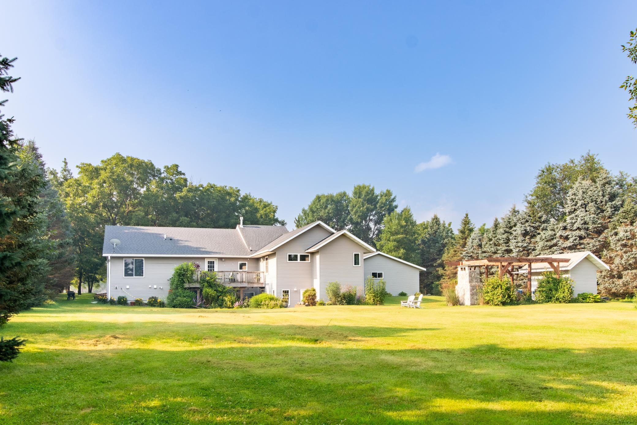 main property photo 5