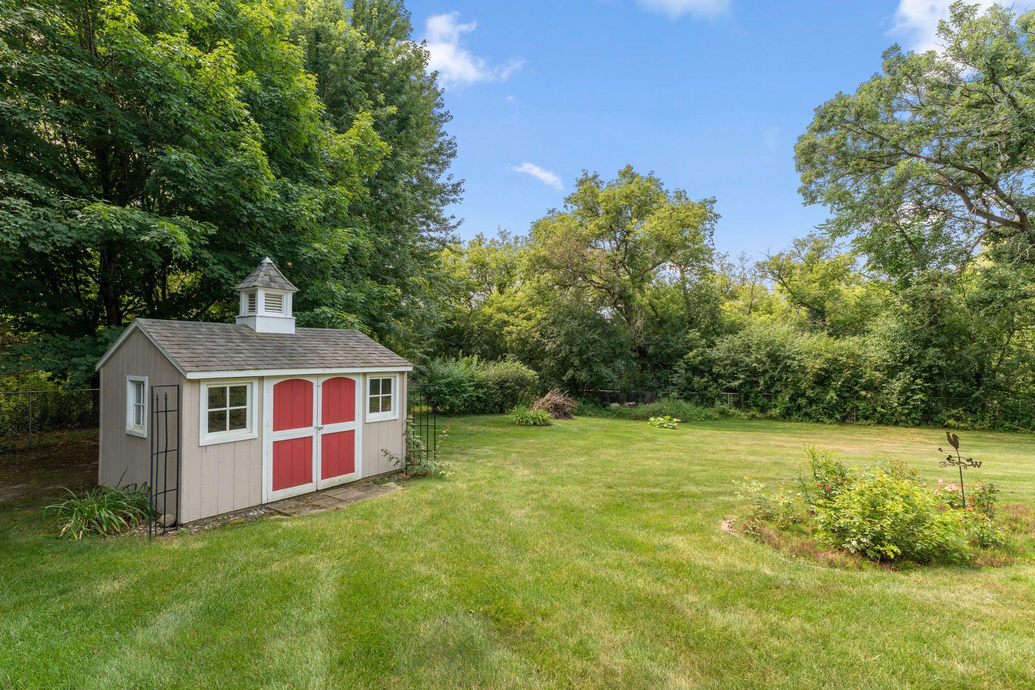 main property photo 44