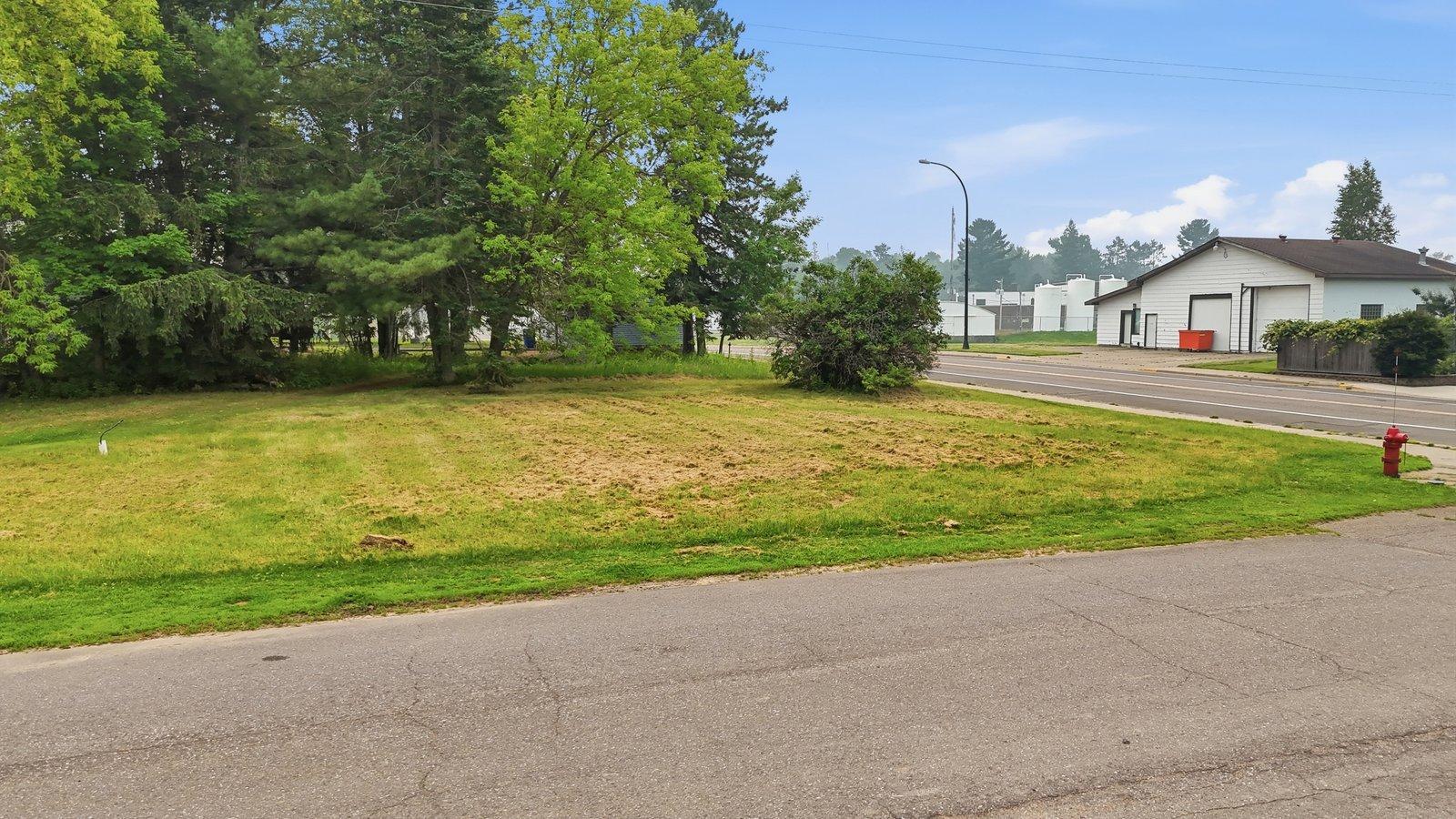 main property photo 8